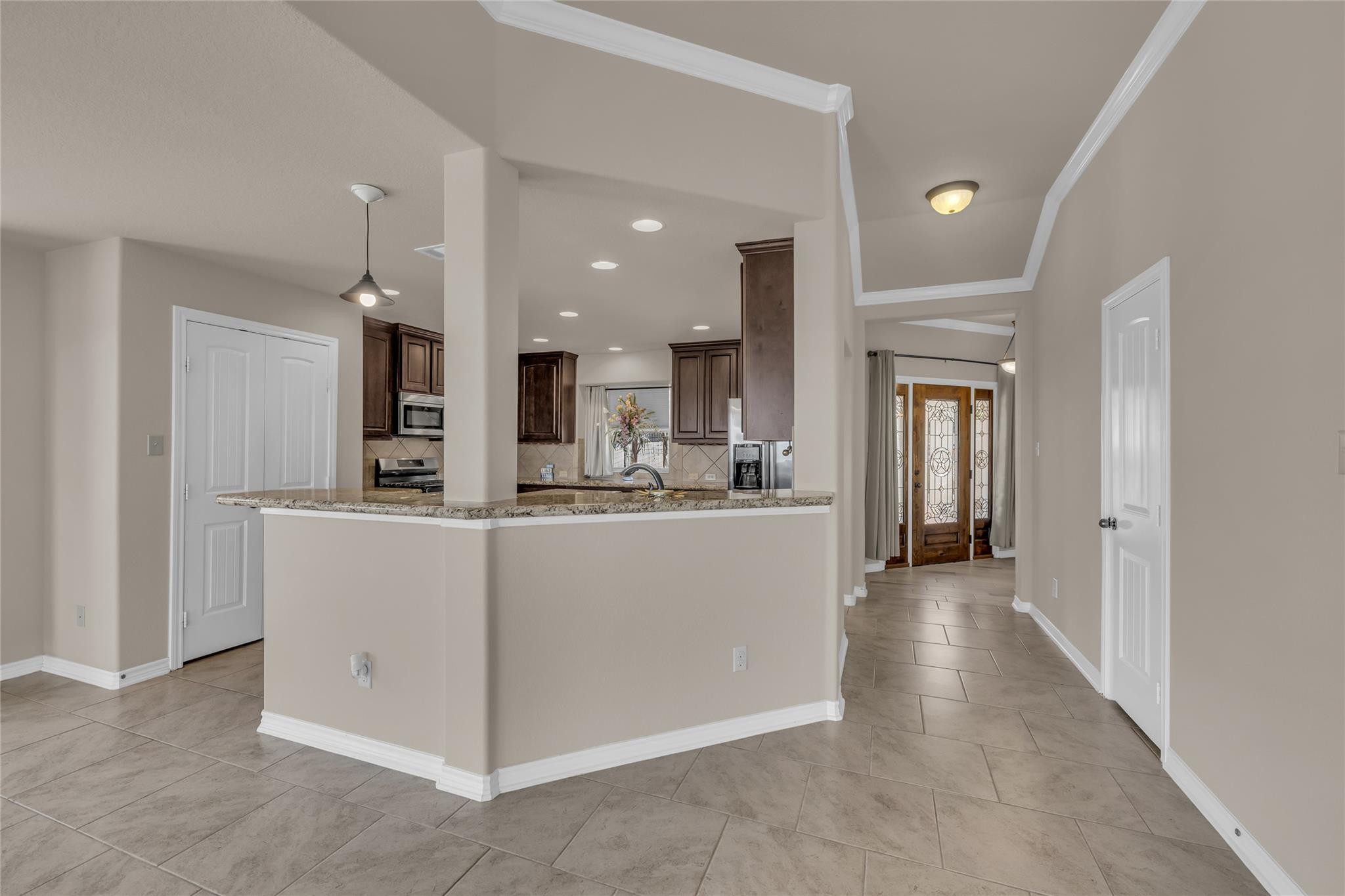 1802 Cattail Dr, Canyon Lake, TX 78133