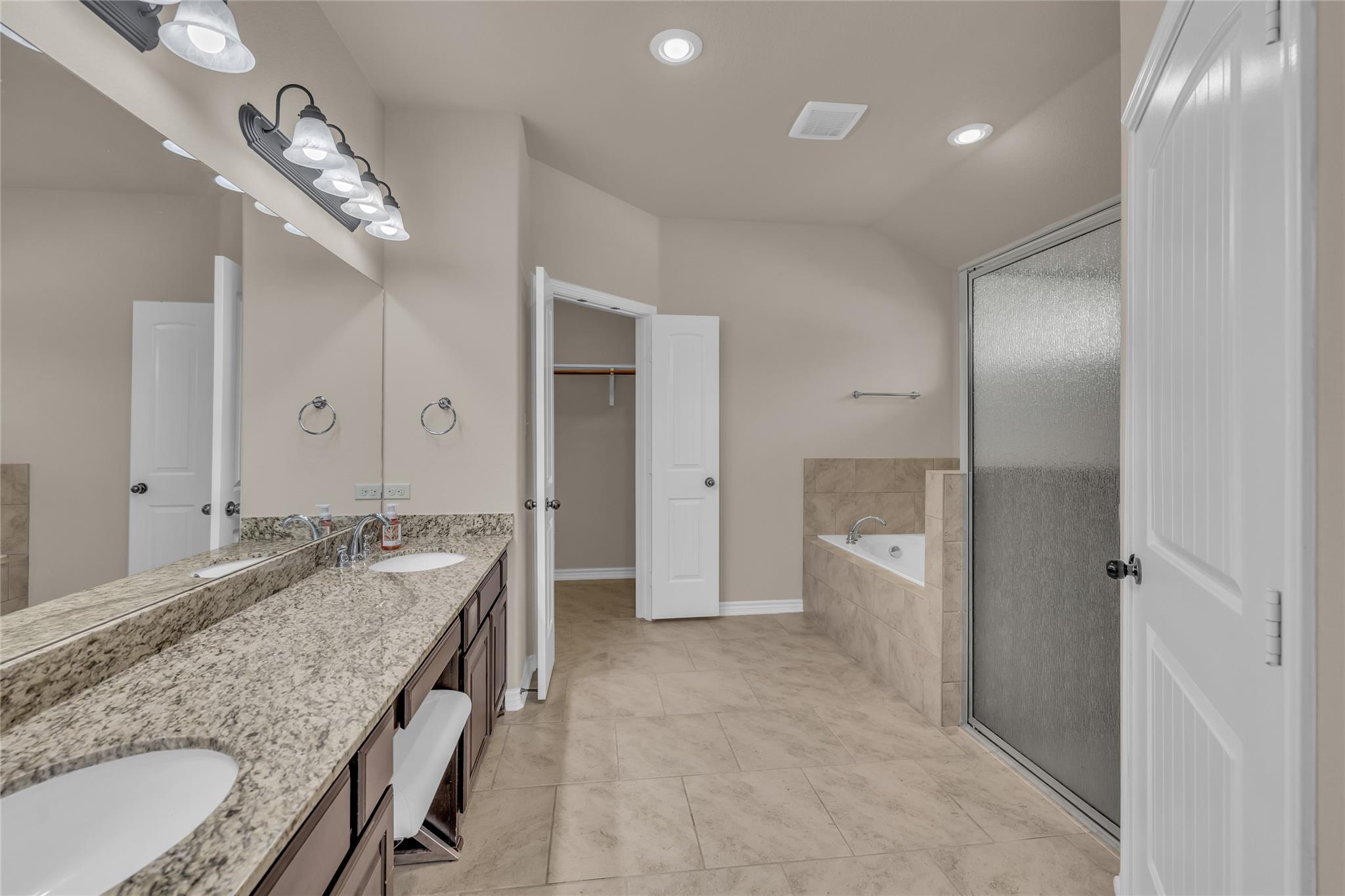 1802 Cattail Dr, Canyon Lake, TX 78133