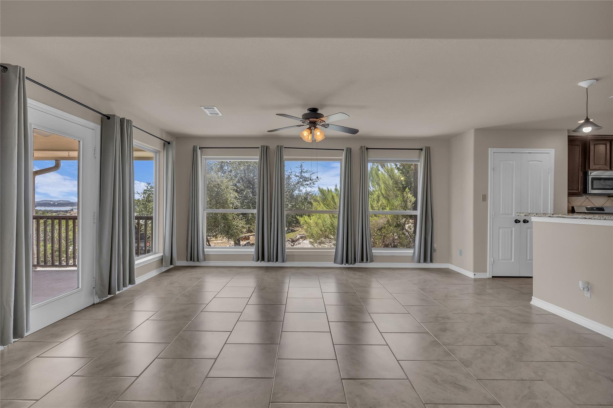 1802 Cattail Dr, Canyon Lake, TX 78133