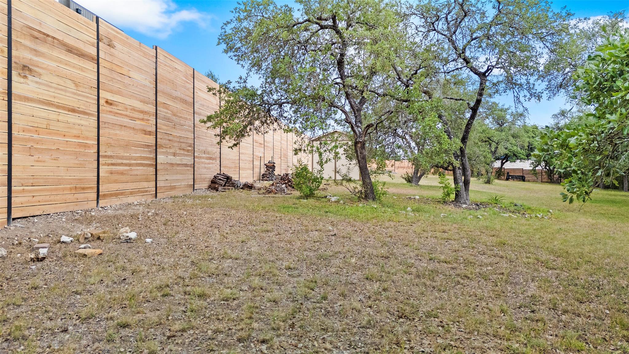 3 Heritage Oaks Dr, Austin, TX 78737