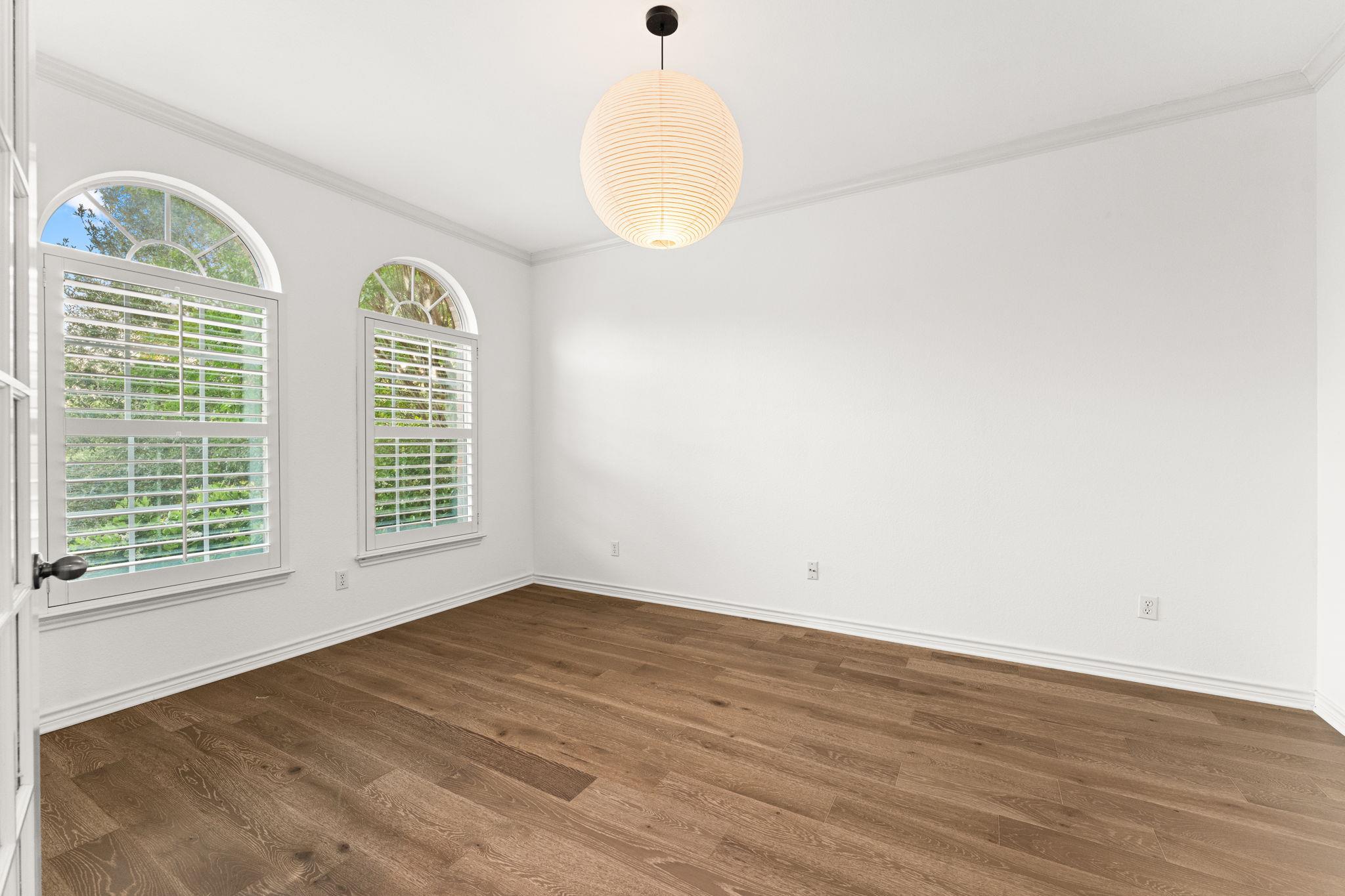 13300 Country Lake Dr, Austin, TX 78732