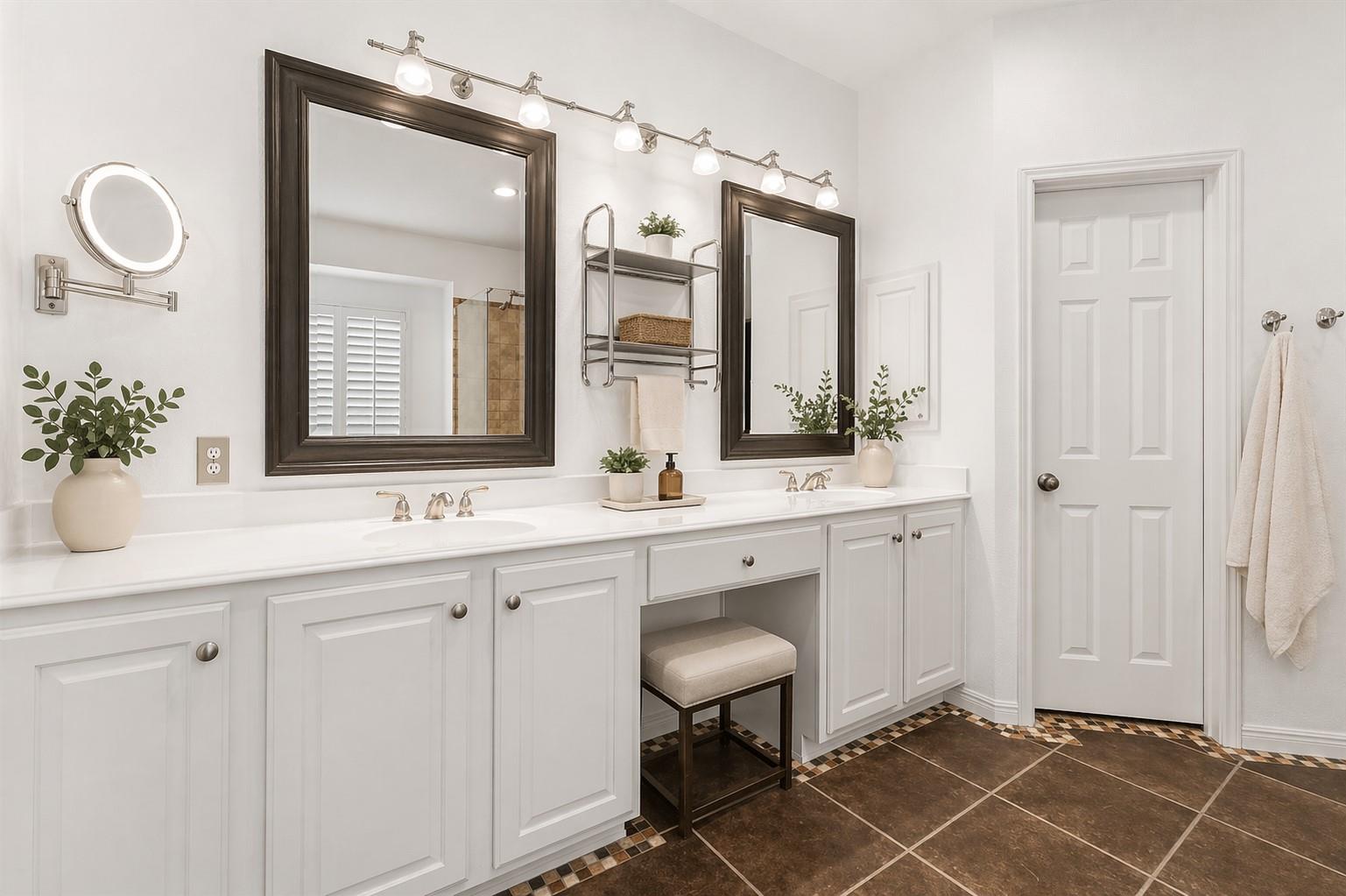 13300 Country Lake Dr, Austin, TX 78732