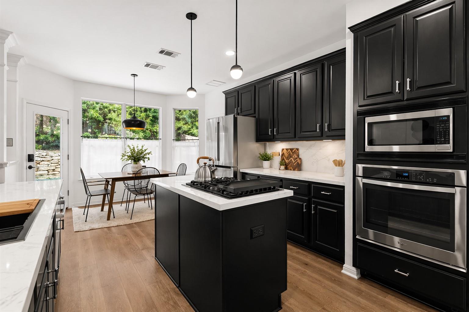 13300 Country Lake Dr, Austin, TX 78732