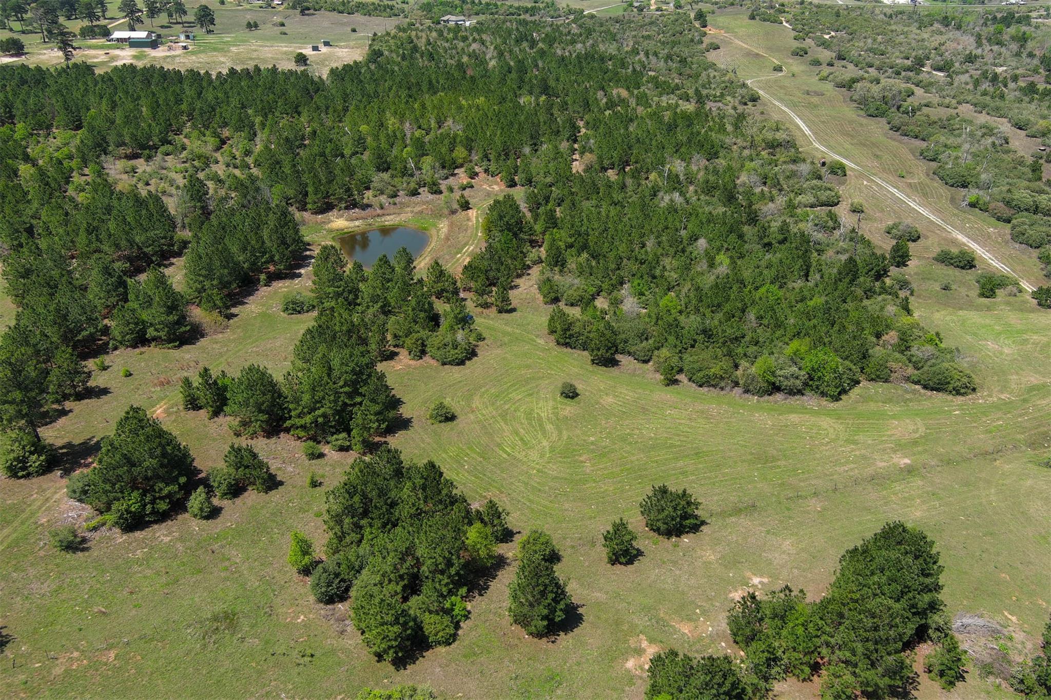 983 Hwy 21 E., Bastrop, TX 78602