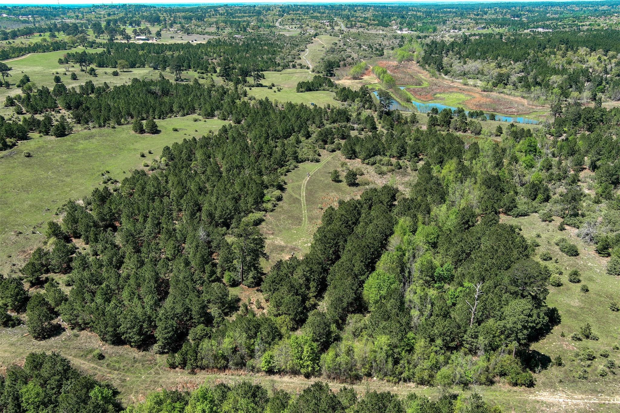983 Hwy 21 E., Bastrop, TX 78602