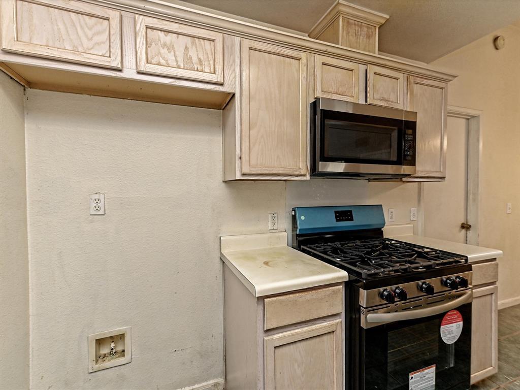 14700 Menifee St, Austin, TX 78725