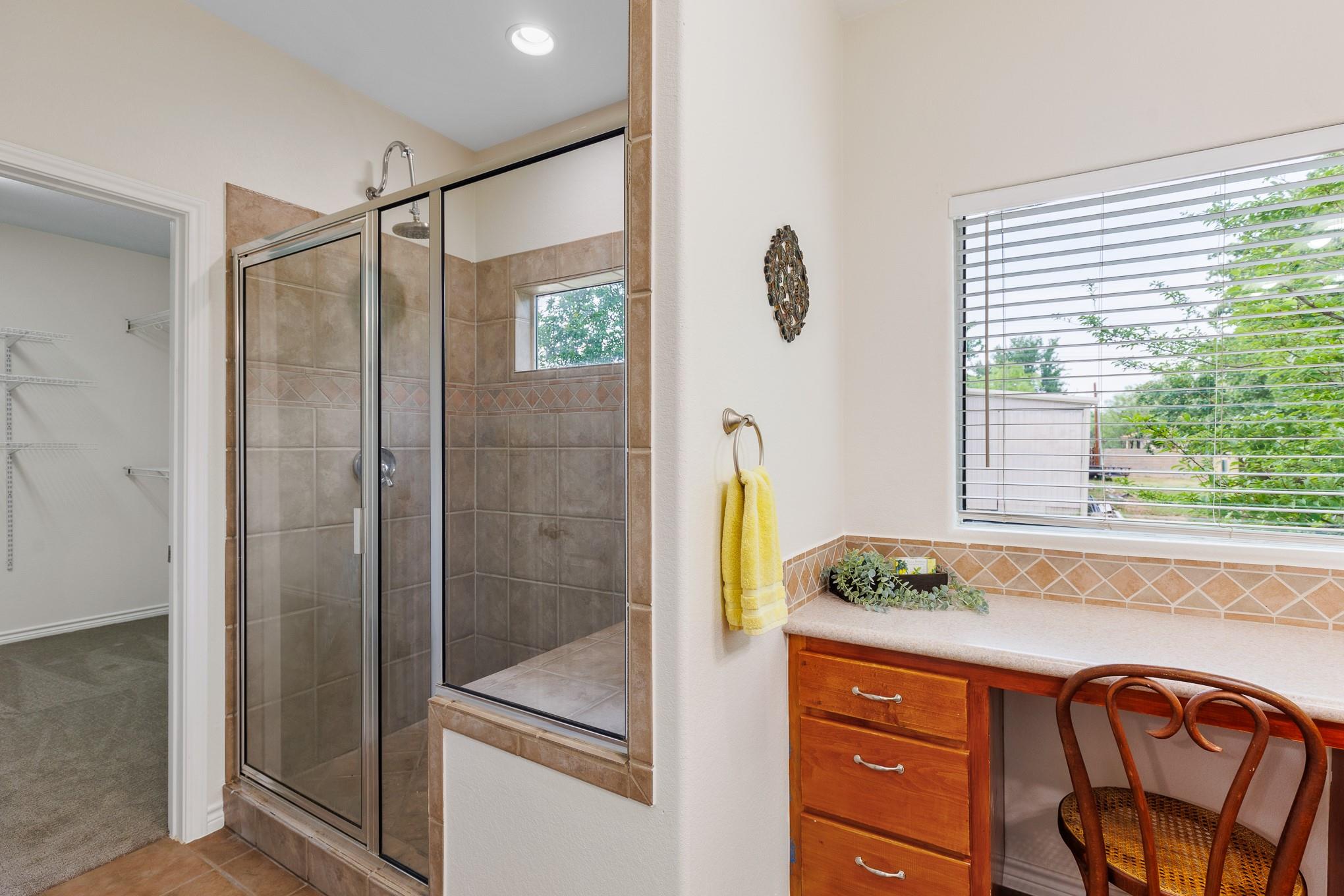 739 Birch Ln, Cottonwood Shores, TX 78657