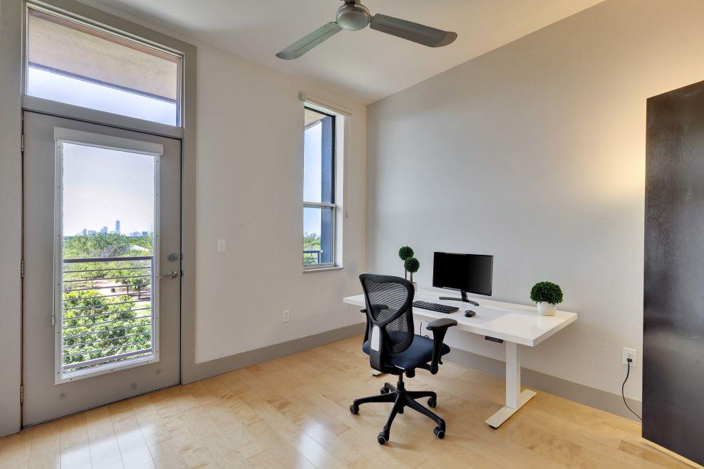 1320 Robert Browning St # 409, Austin, TX 78723