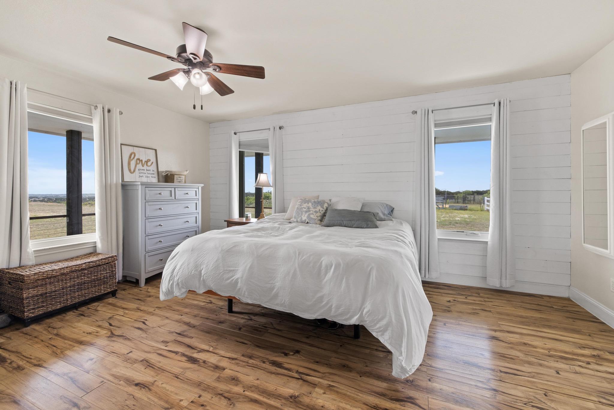 1283 Rattlesnake Trl, Burnet, TX 78611
