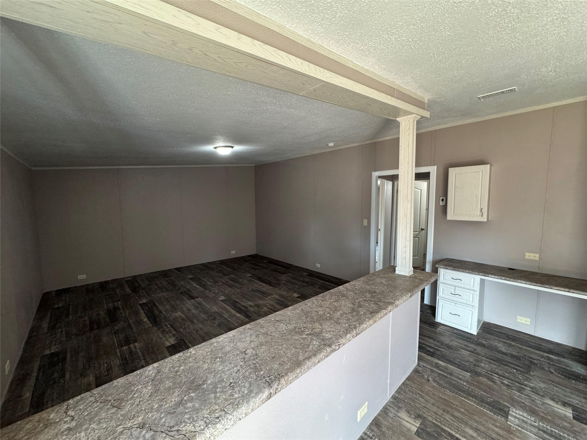 1740 Sandy Creek Rd, Red Rock, TX 78616