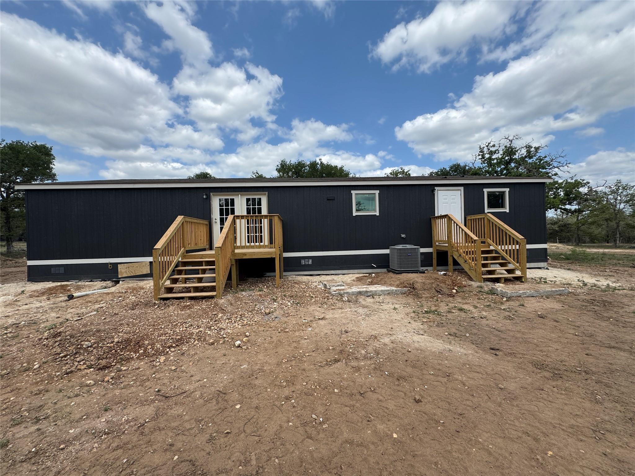 1740 Sandy Creek Rd, Red Rock, TX 78616