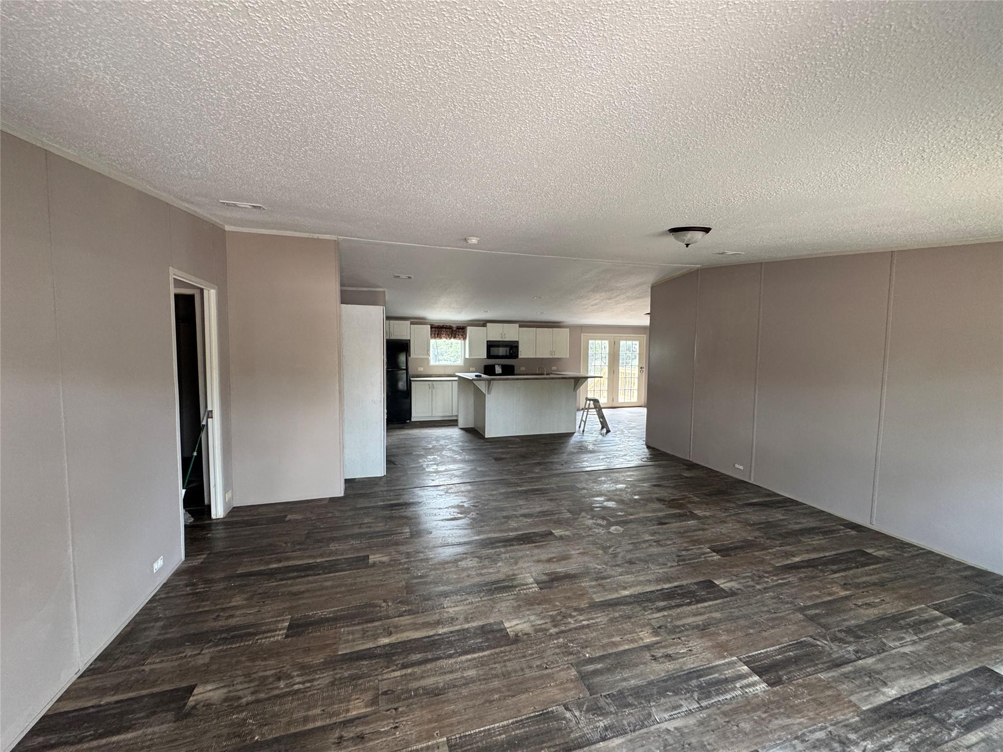 1740 Sandy Creek Rd, Red Rock, TX 78616