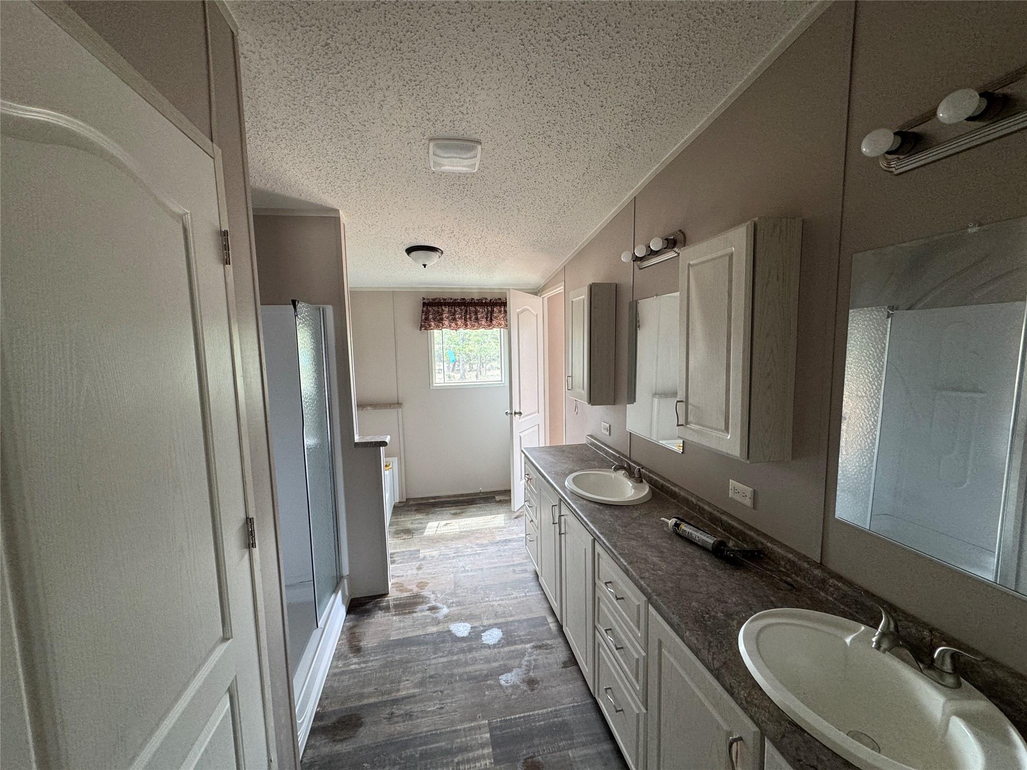 1740 Sandy Creek Rd, Red Rock, TX 78616