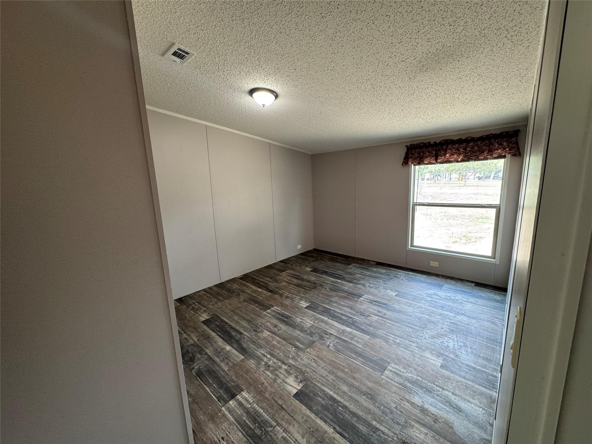 1740 Sandy Creek Rd, Red Rock, TX 78616