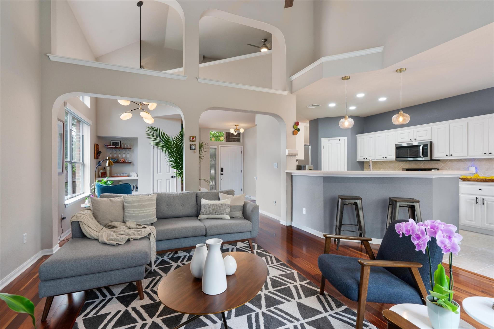 8806 Colberg Dr, Austin, TX 78749