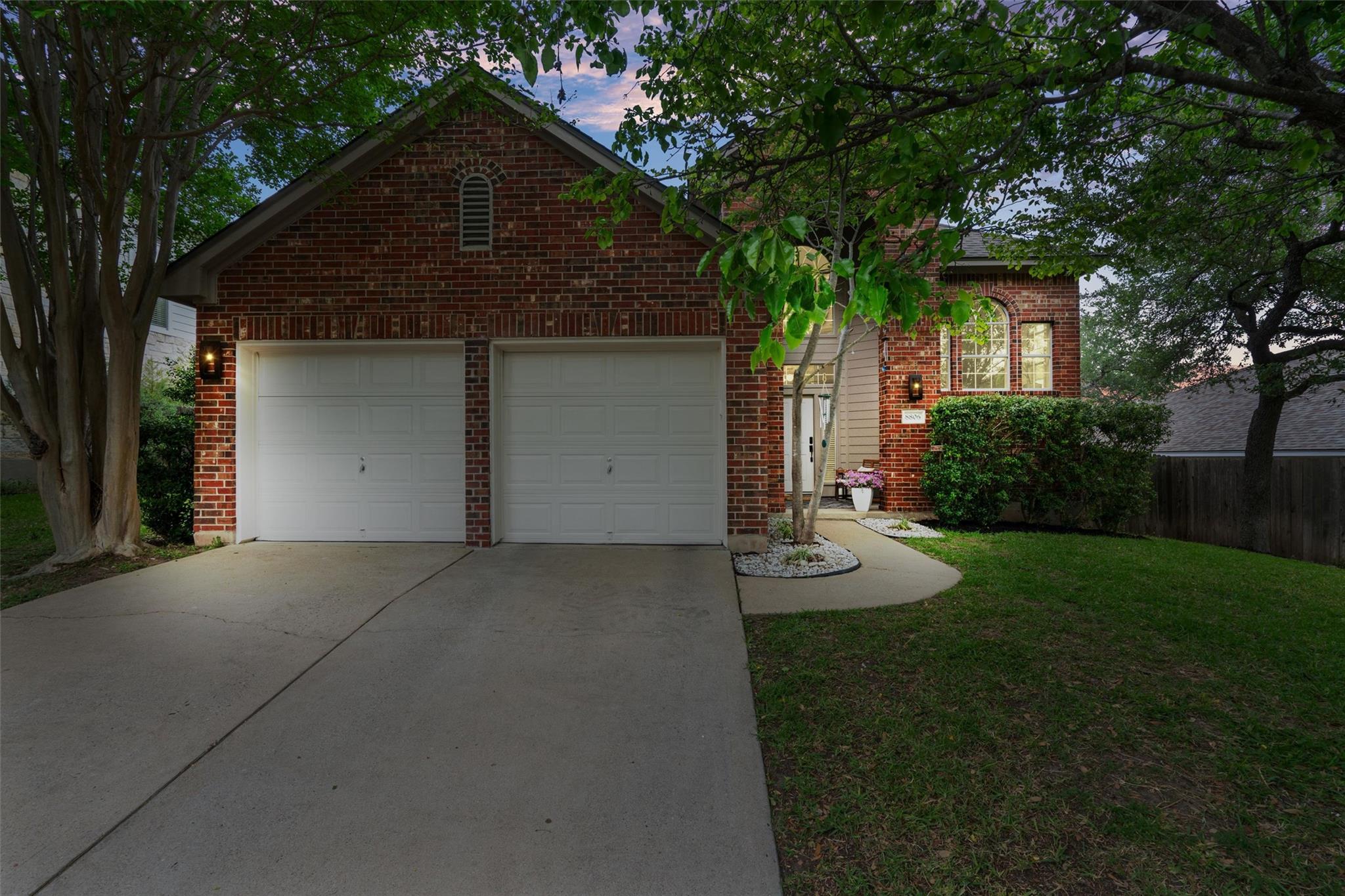8806 Colberg Dr, Austin, TX 78749