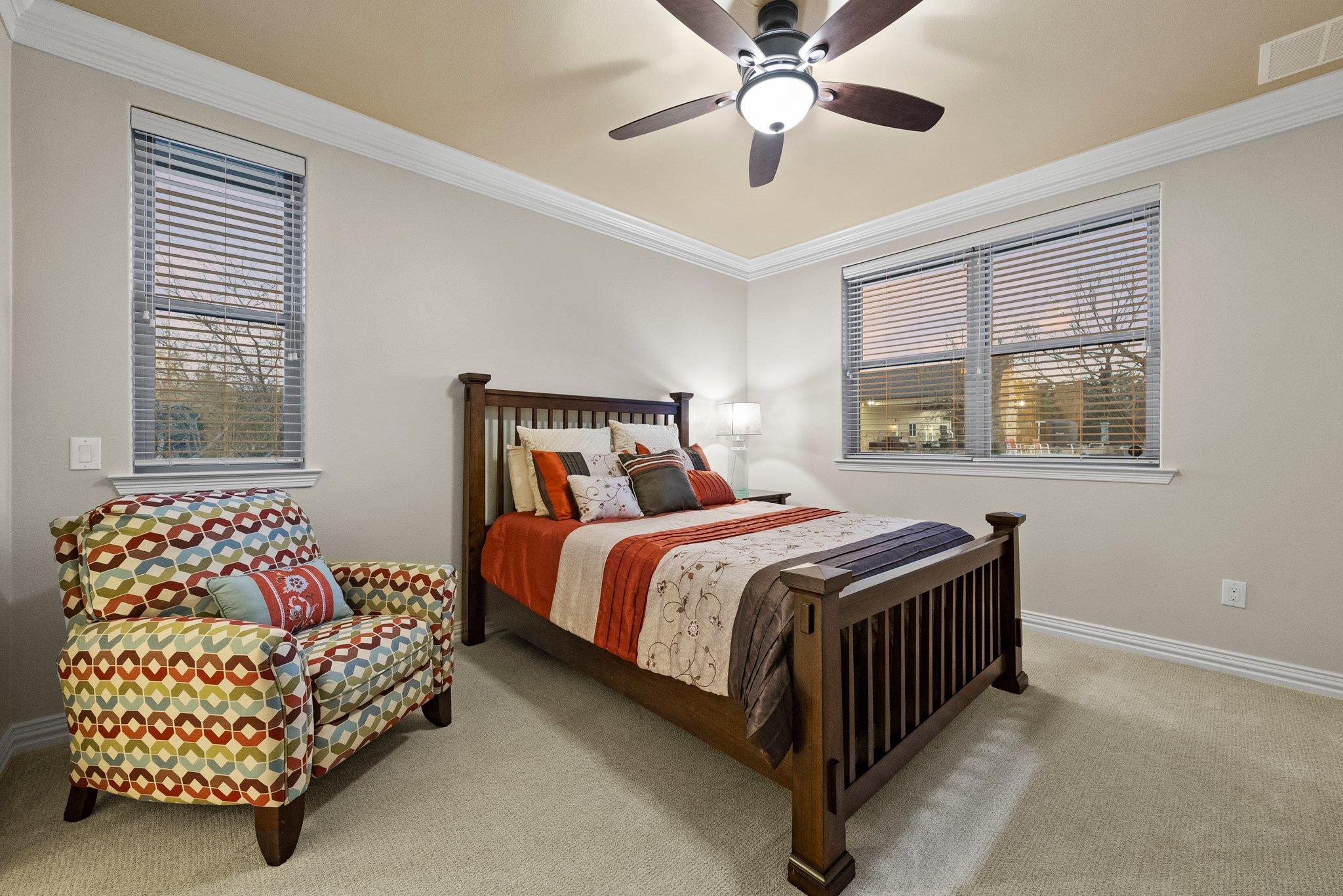115 Oak Meadow Trl, Spicewood, TX 78669