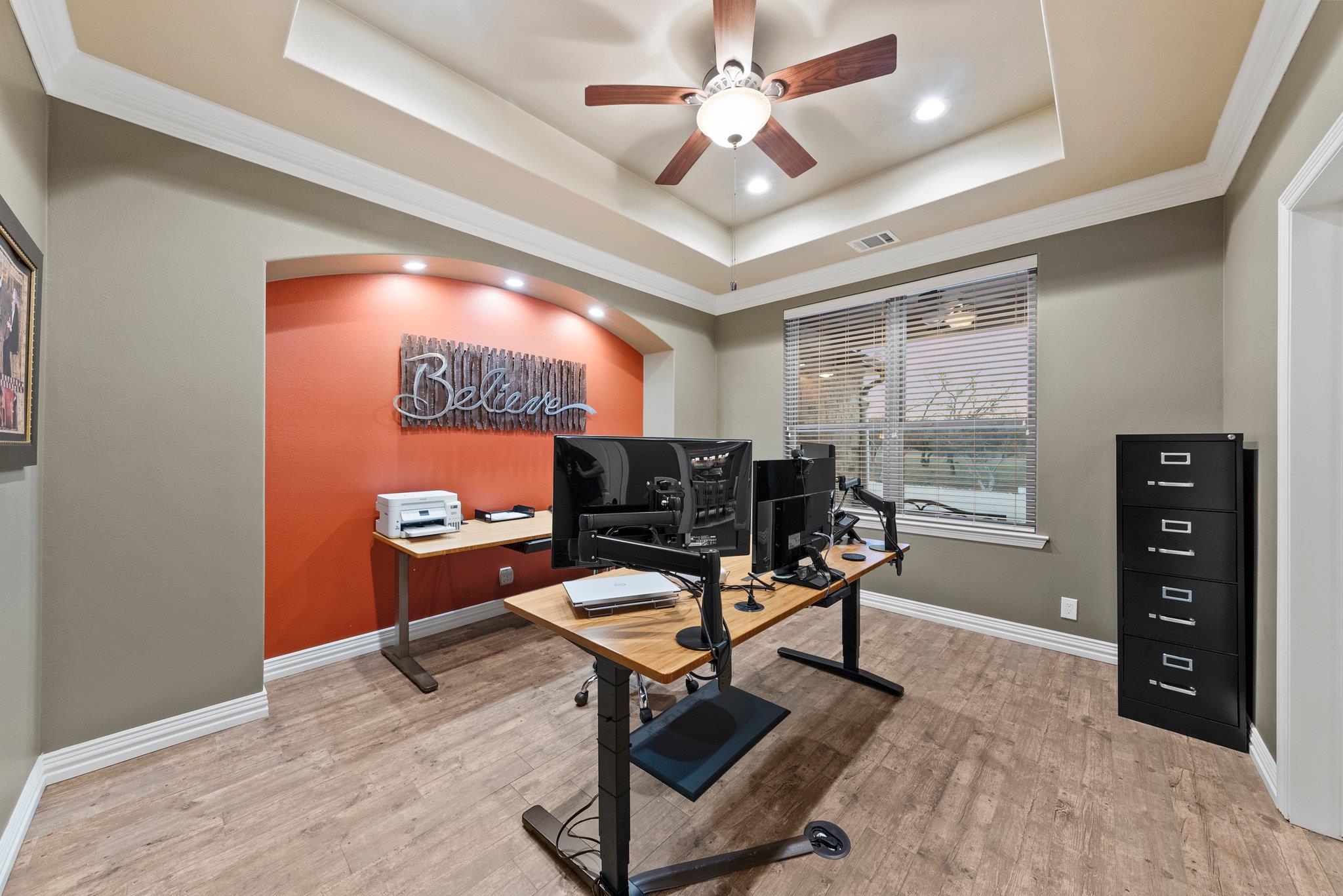 115 Oak Meadow Trl, Spicewood, TX 78669