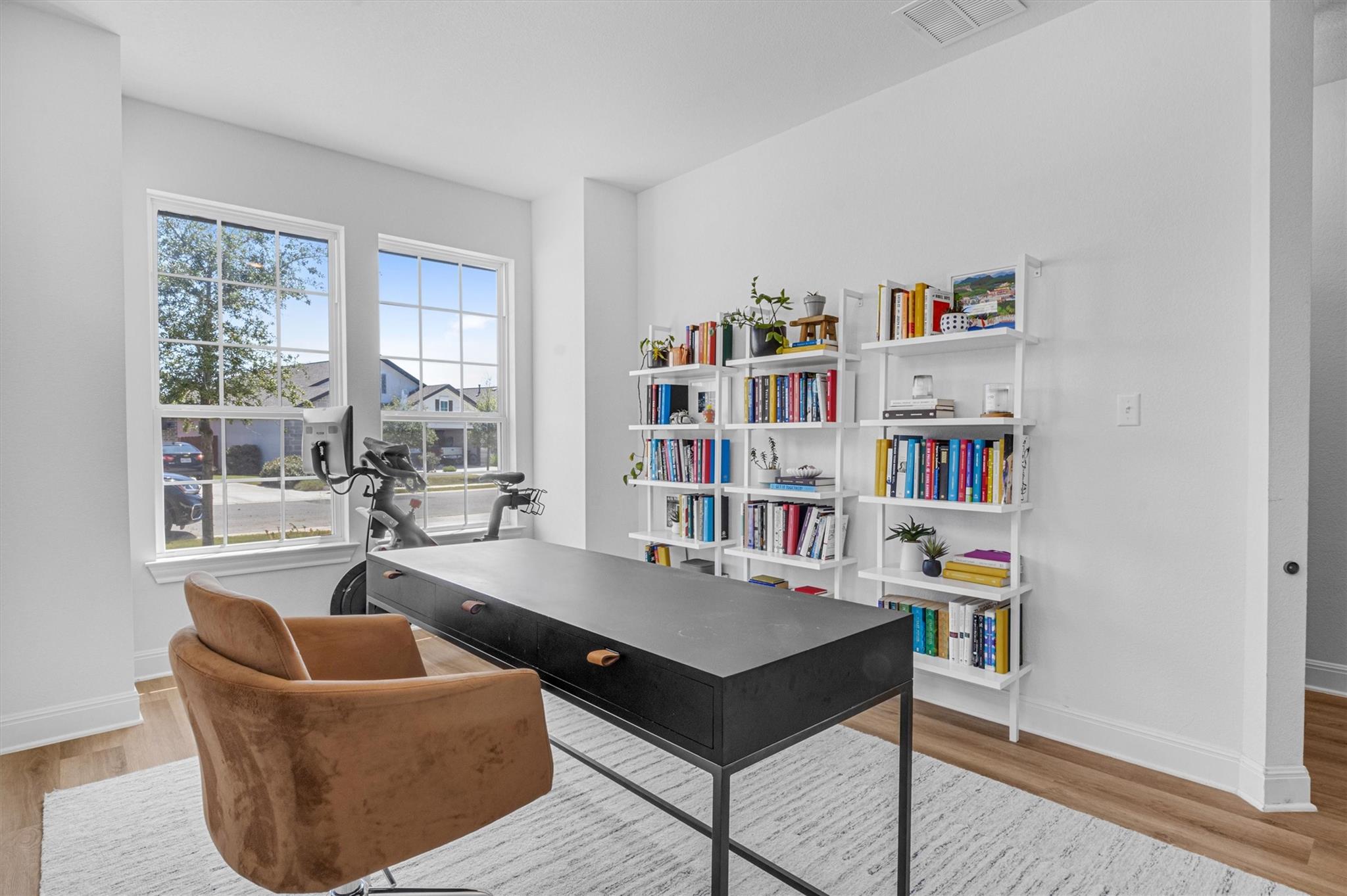 192 Yarbrough Dr, Dripping Springs, TX 78620