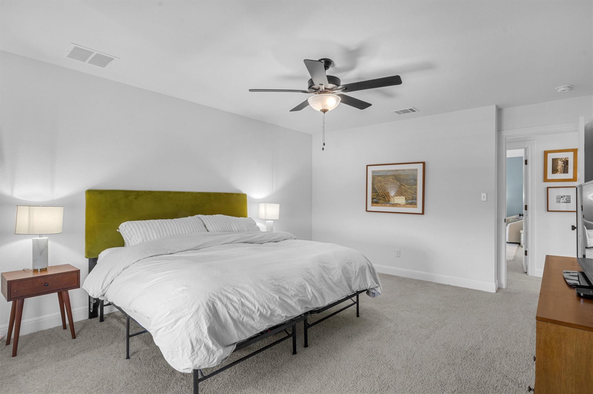 192 Yarbrough Dr, Dripping Springs, TX 78620