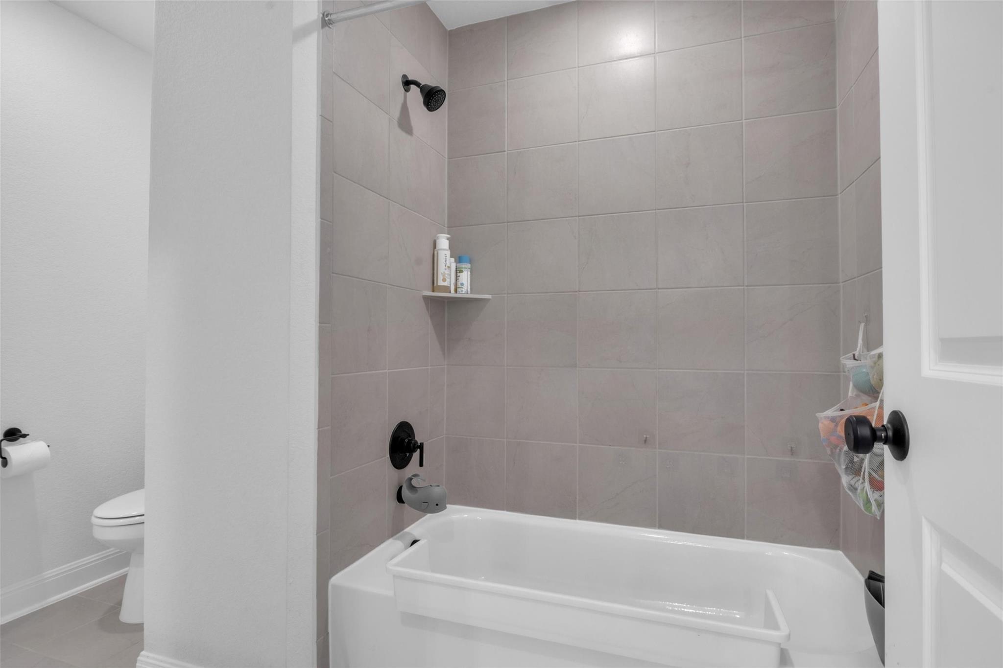 192 Yarbrough Dr, Dripping Springs, TX 78620