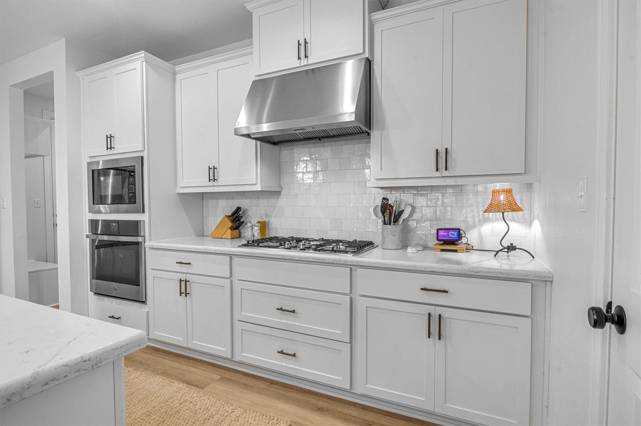 192 Yarbrough Dr, Dripping Springs, TX 78620