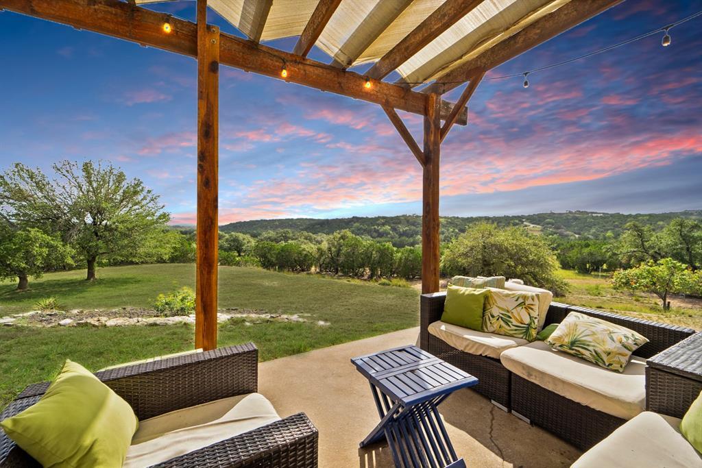 10807 Timber Cir, Dripping Springs, TX 78620