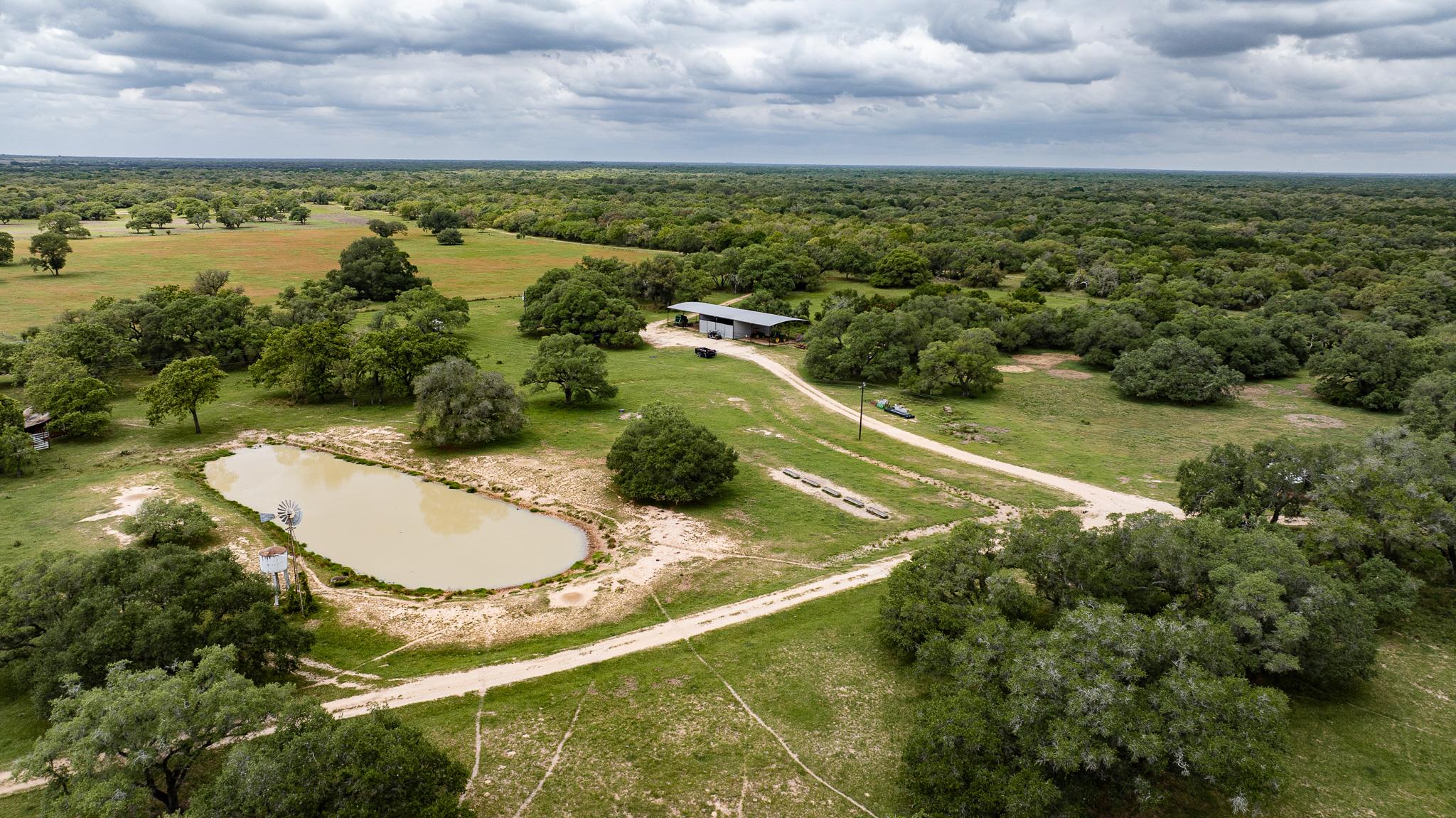 3814 CR 19, Hallettsville, TX 77964