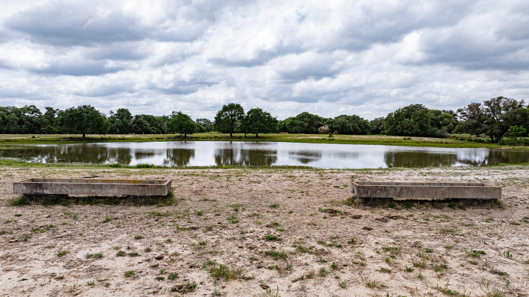 3814 CR 19, Hallettsville, TX 77964