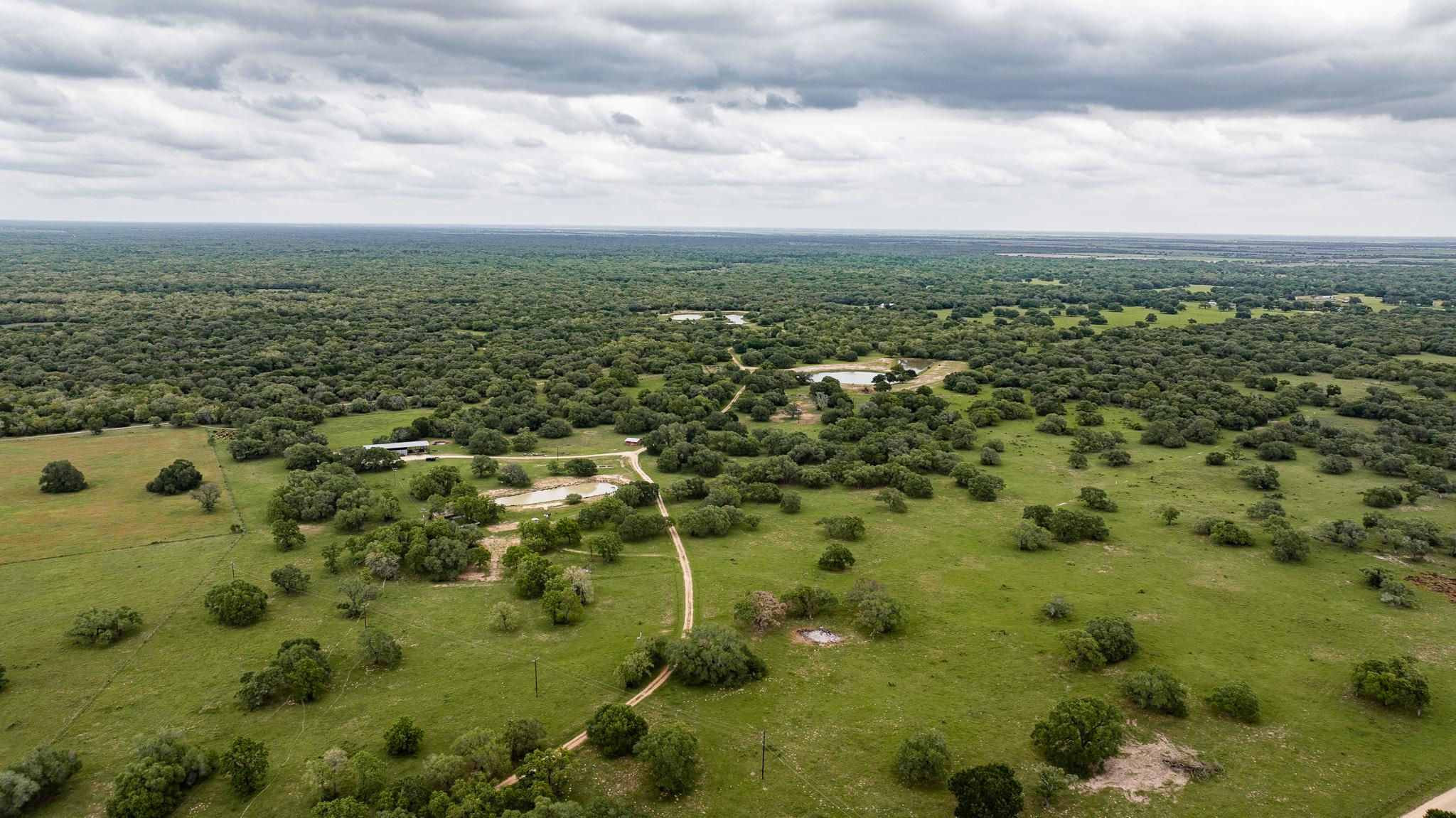 3814 CR 19, Hallettsville, TX 77964