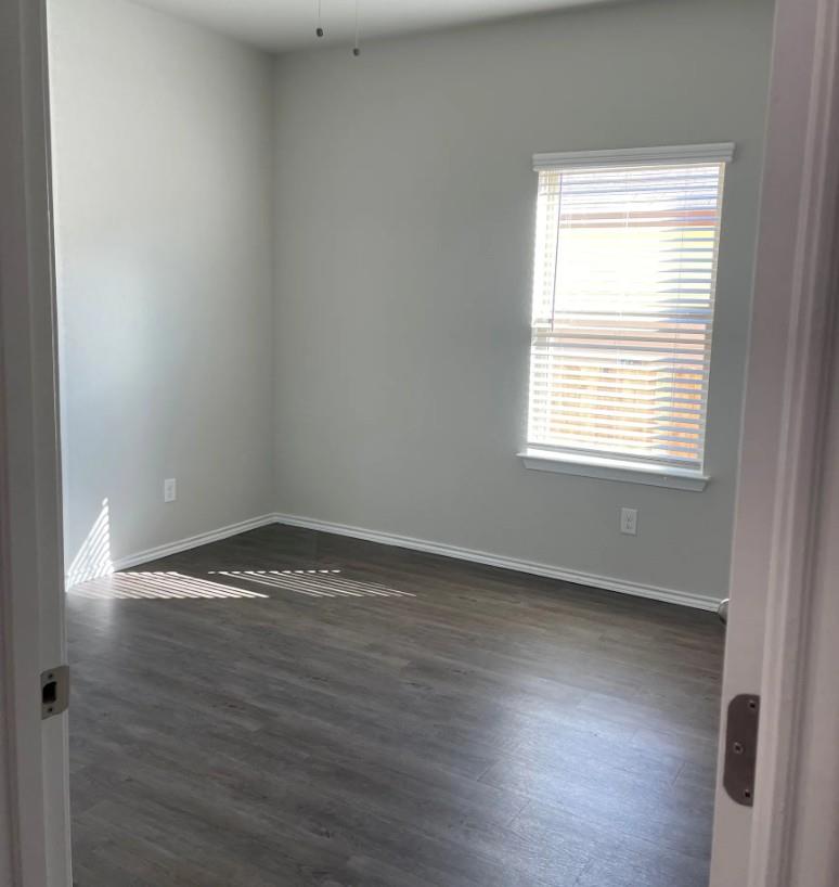 624 Heather Way, Seguin, TX 78155