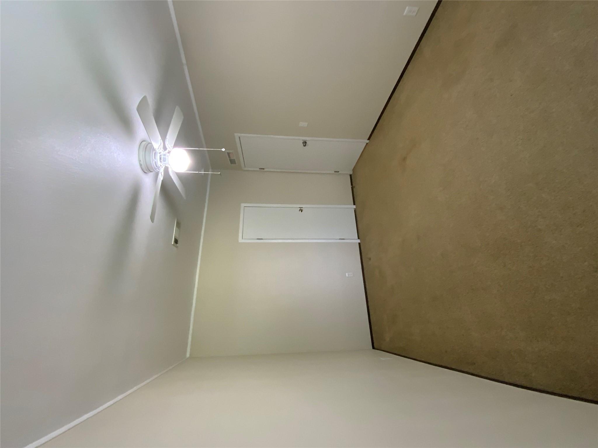 525 South Chambers St, Giddings, TX 78942
