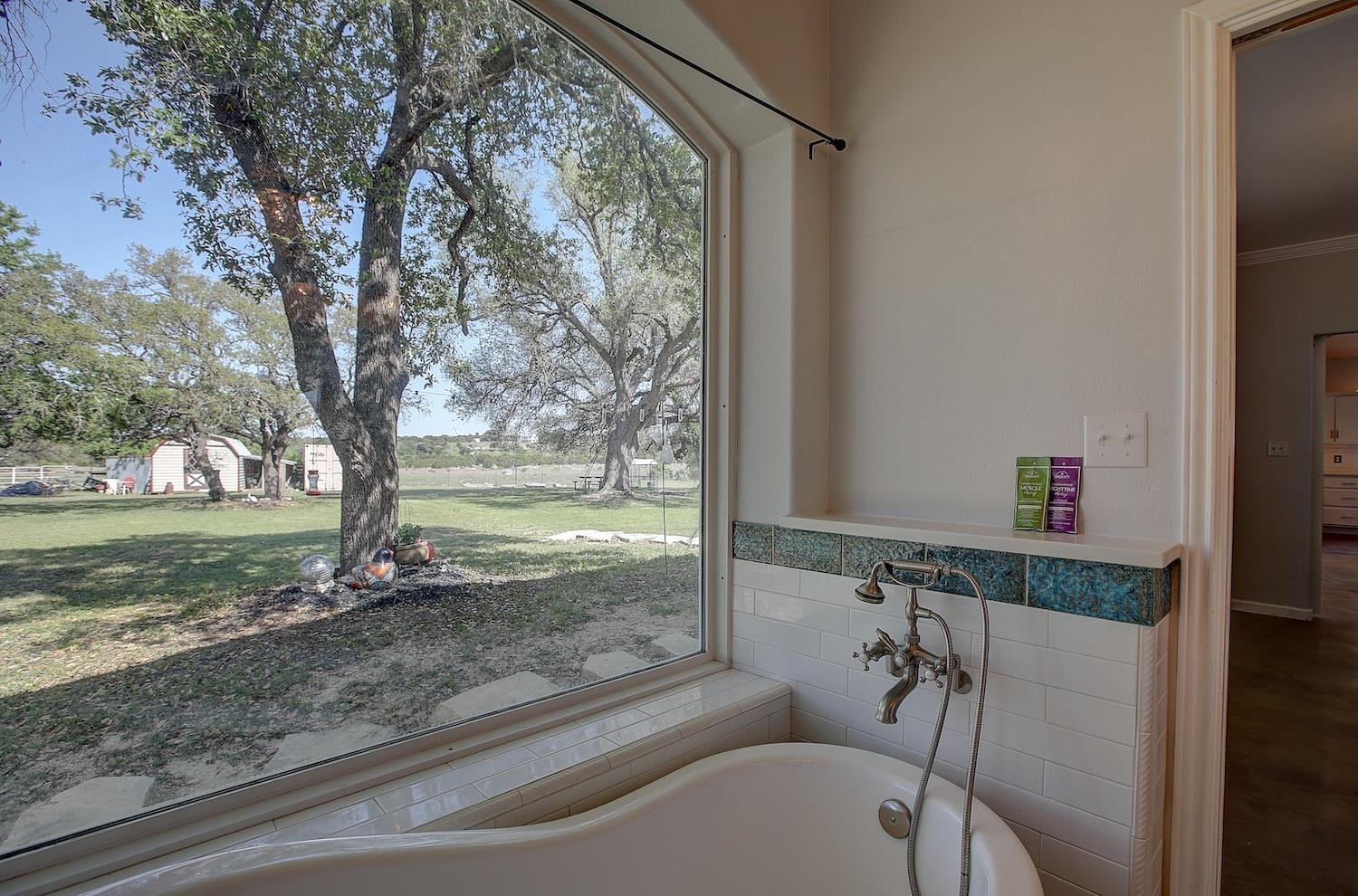 5901 RR 1869, Liberty Hill, TX 78642