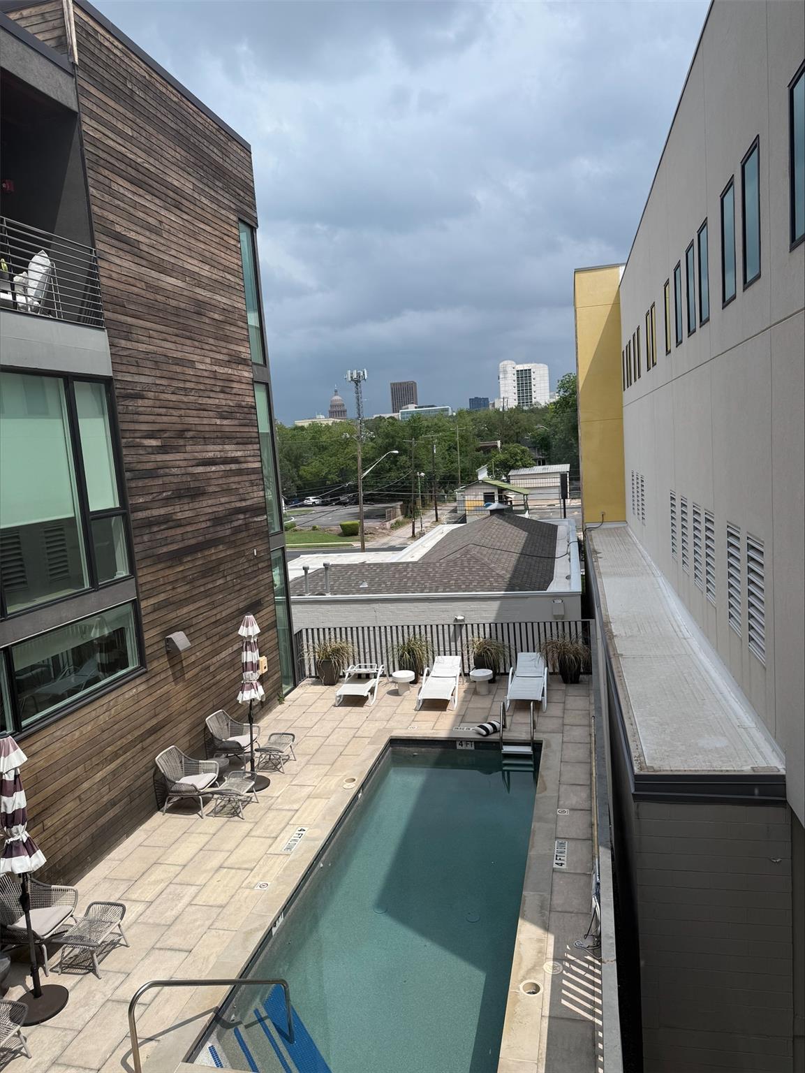 1010 W 10th St # 203, Austin, TX 78703
