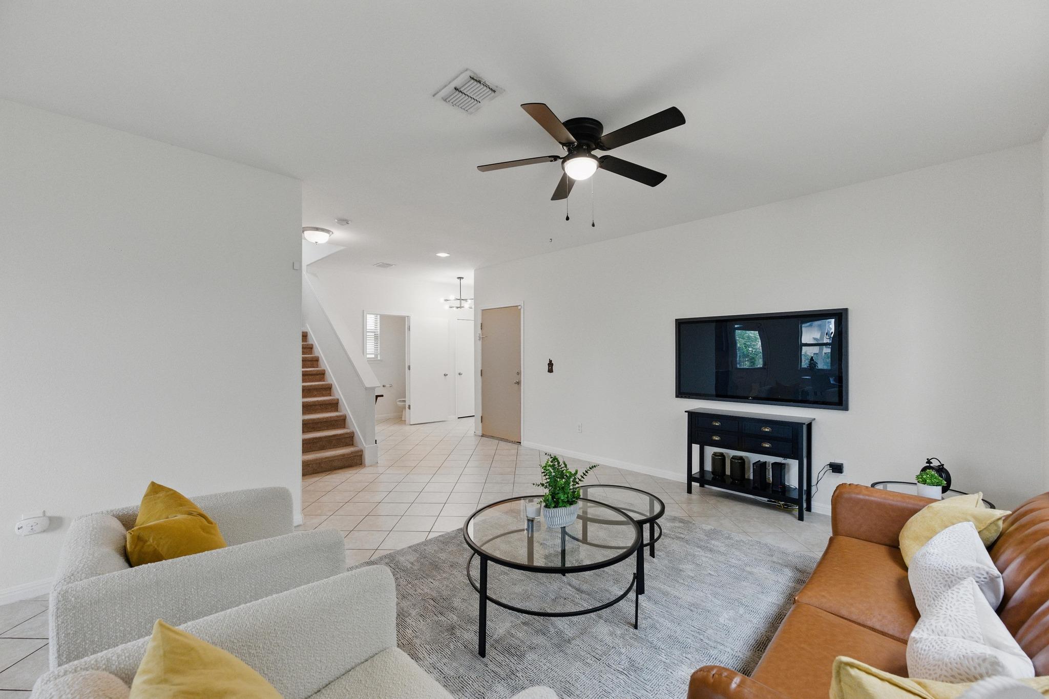 300 Wapiti Rd, Buda, TX 78610