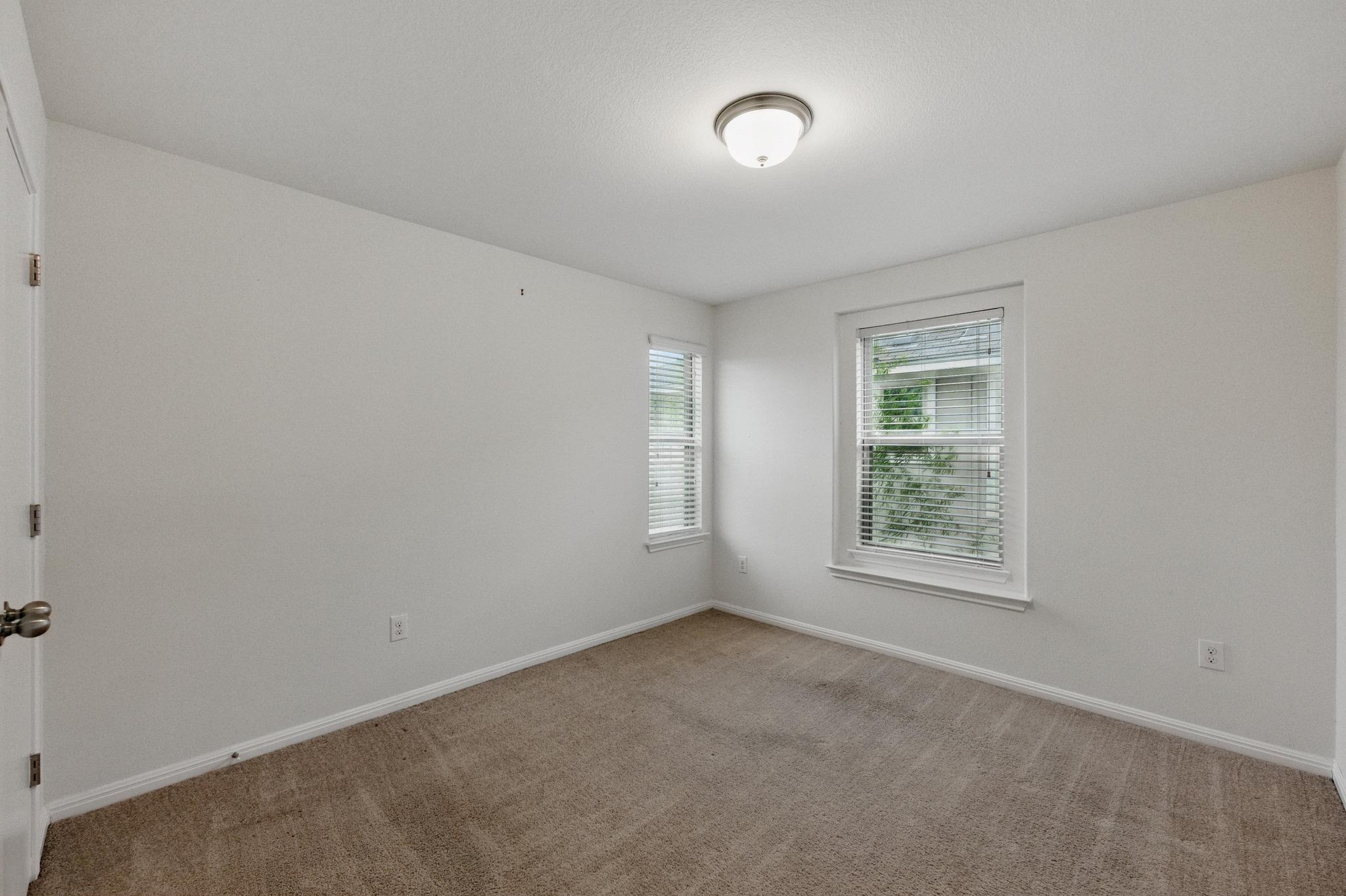 300 Wapiti Rd, Buda, TX 78610