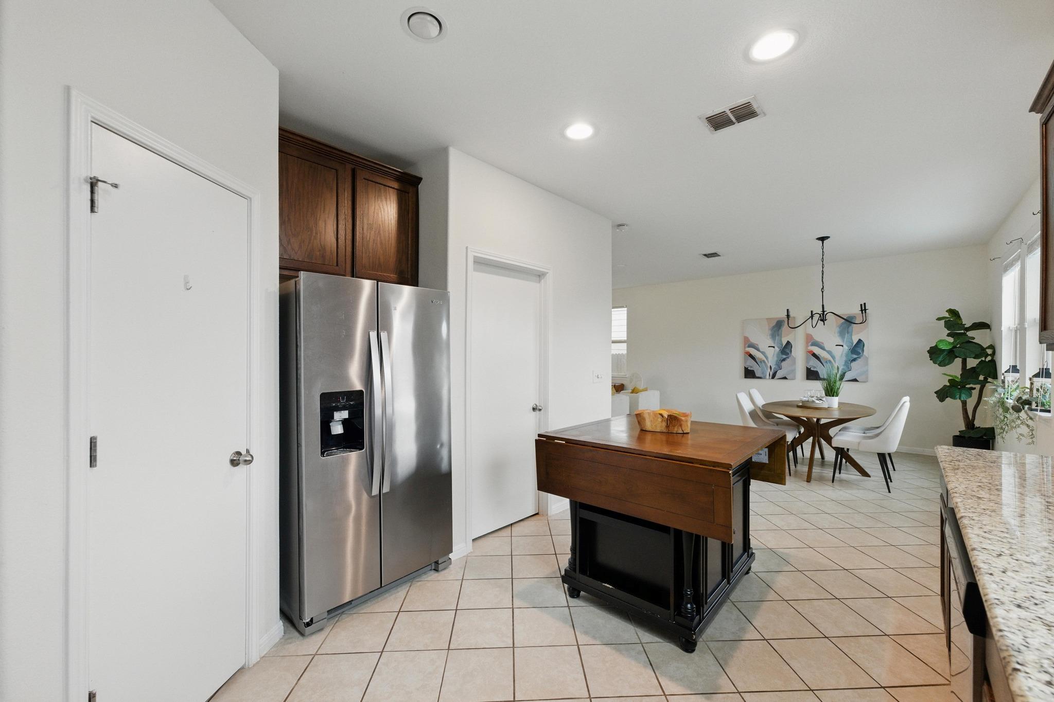 300 Wapiti Rd, Buda, TX 78610