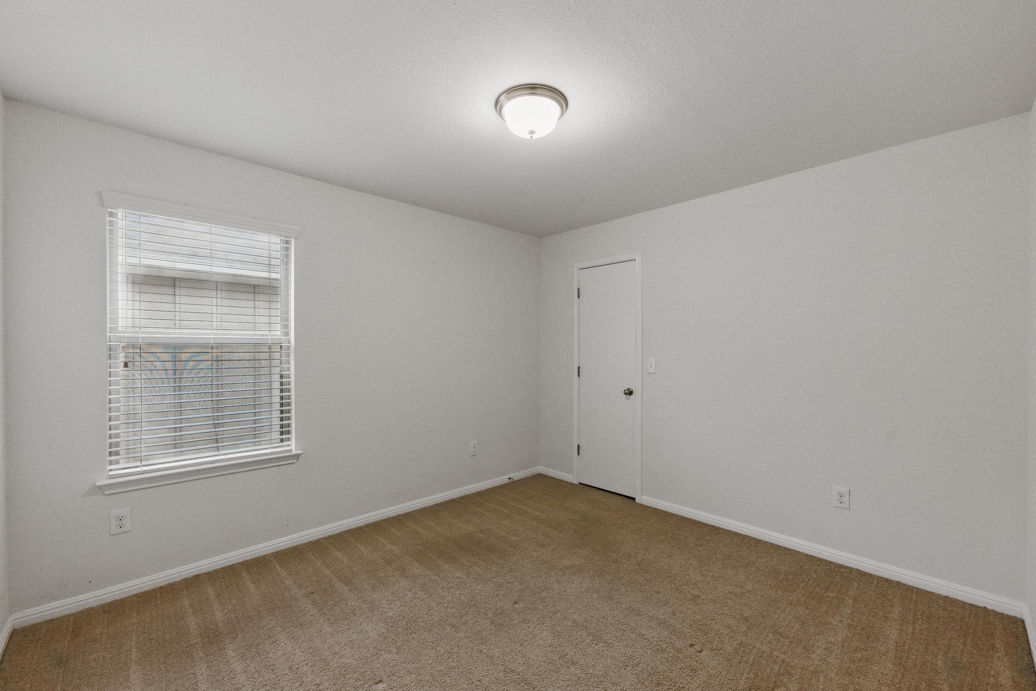 300 Wapiti Rd, Buda, TX 78610