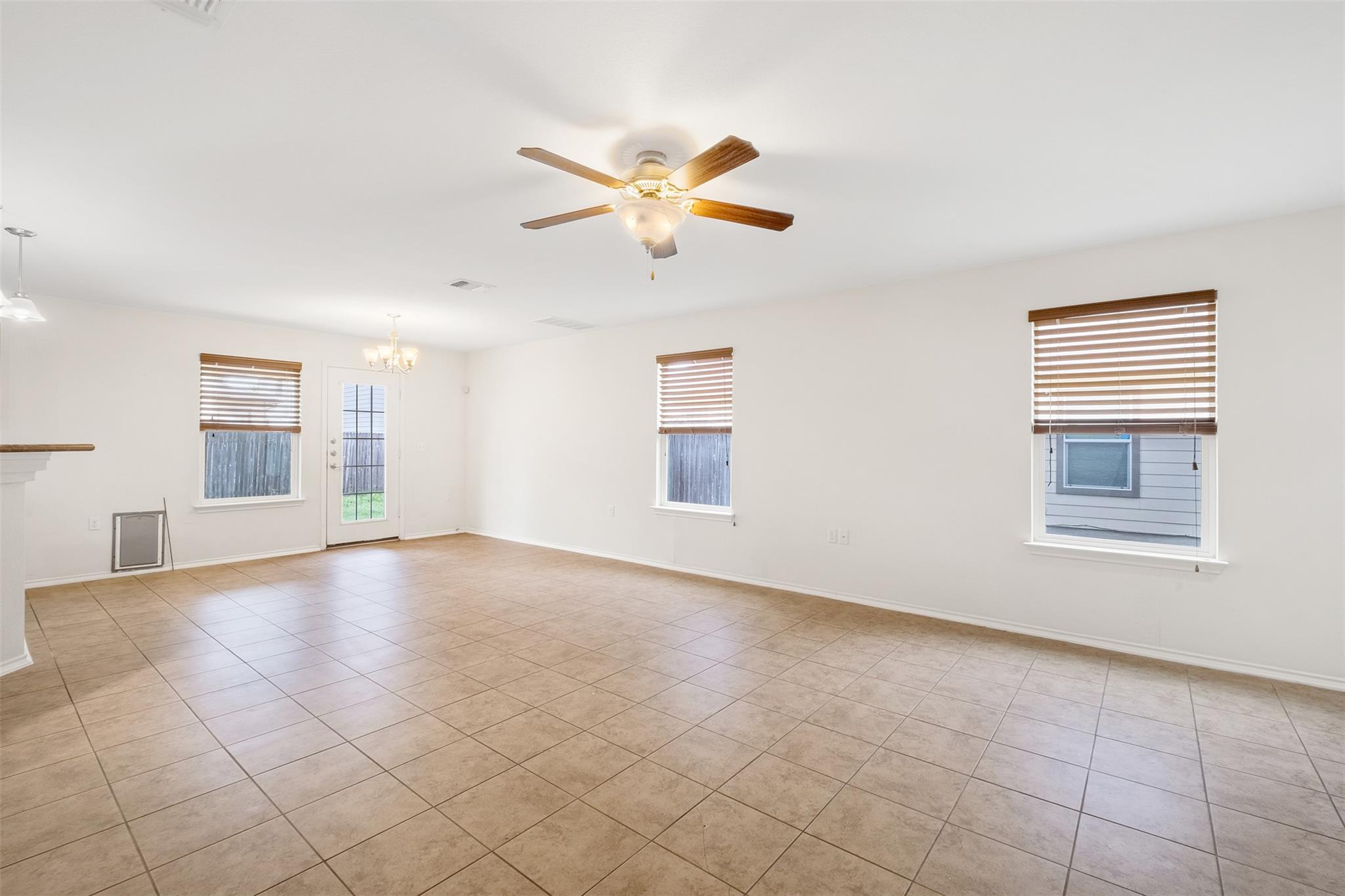 8913 Winter Haven Rd, Austin, TX 78747