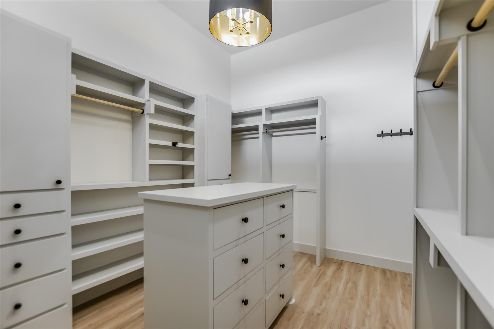 418 The Hills Rd, Horseshoe Bay, TX 78657