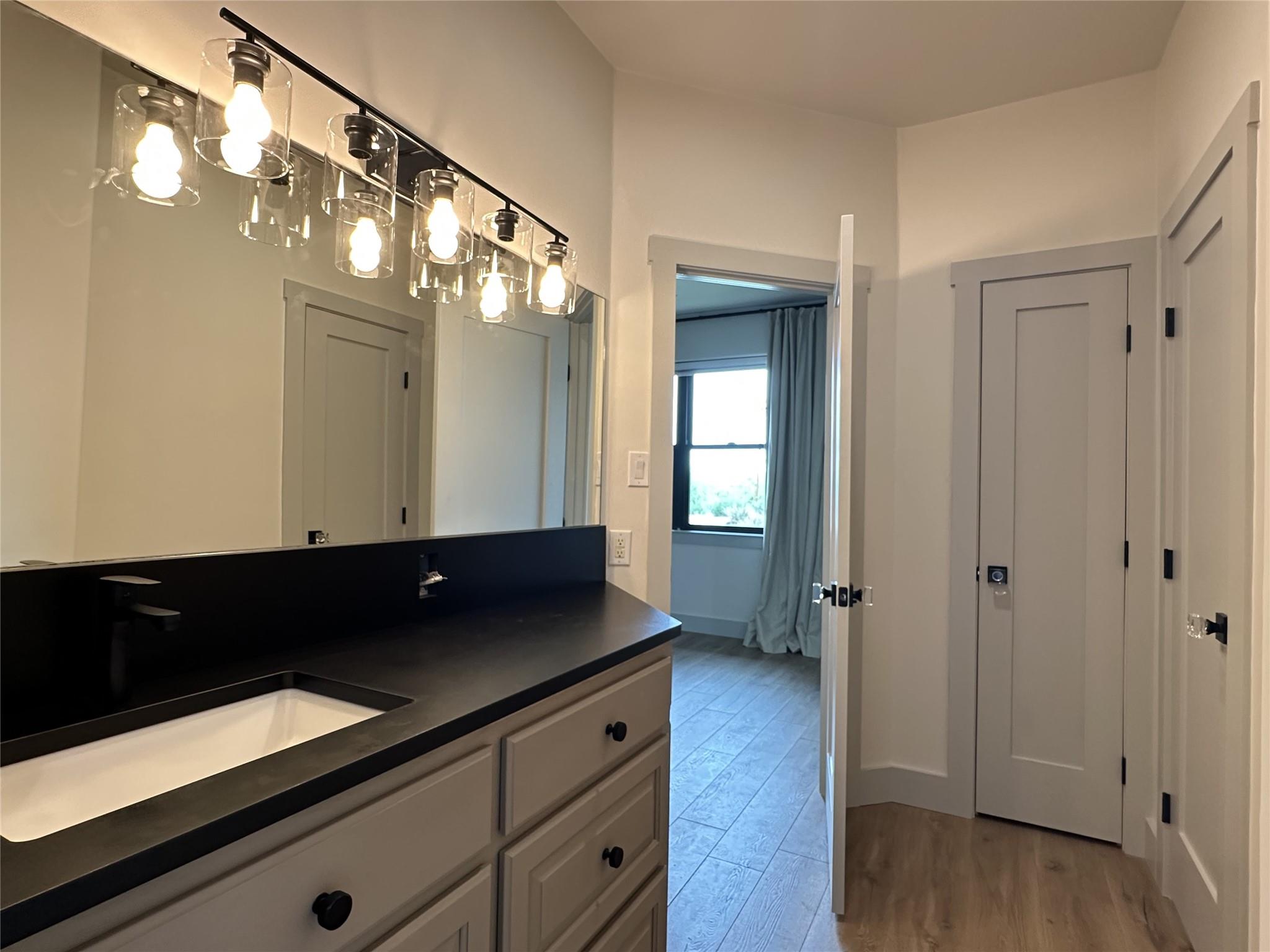 418 The Hills Rd, Horseshoe Bay, TX 78657