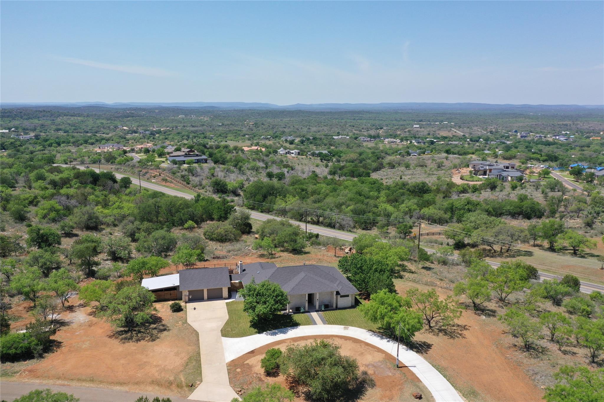 418 The Hills Rd, Horseshoe Bay, TX 78657