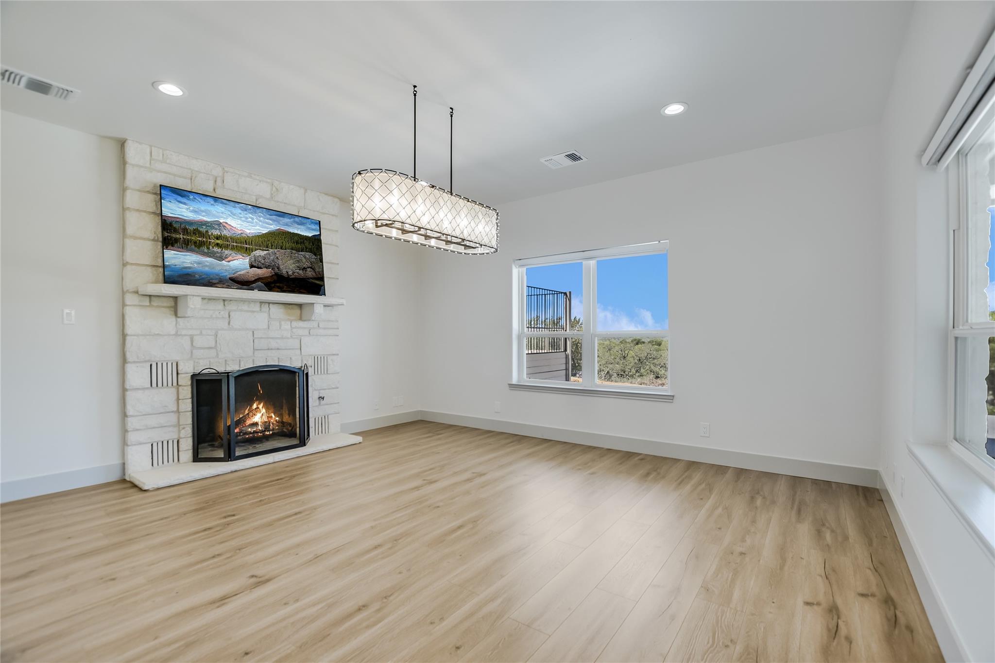 418 The Hills Rd, Horseshoe Bay, TX 78657