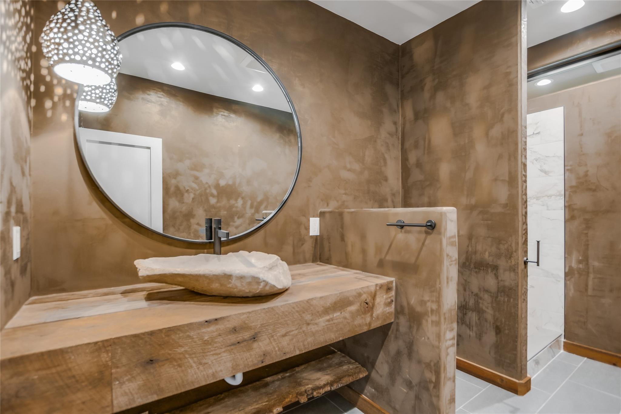 418 The Hills Rd, Horseshoe Bay, TX 78657