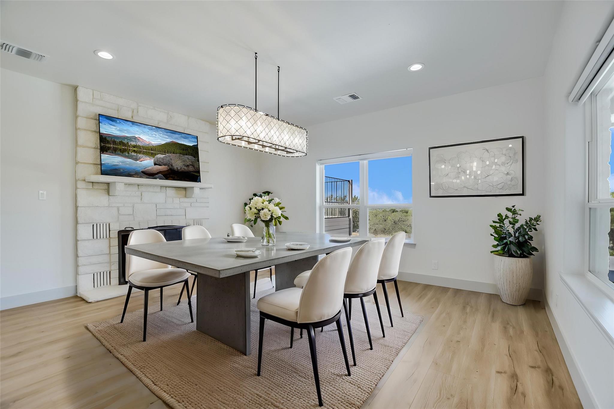 418 The Hills Rd, Horseshoe Bay, TX 78657