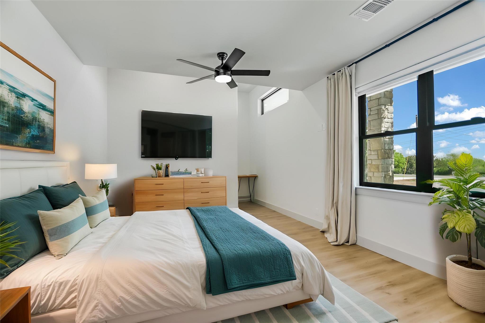 418 The Hills Rd, Horseshoe Bay, TX 78657