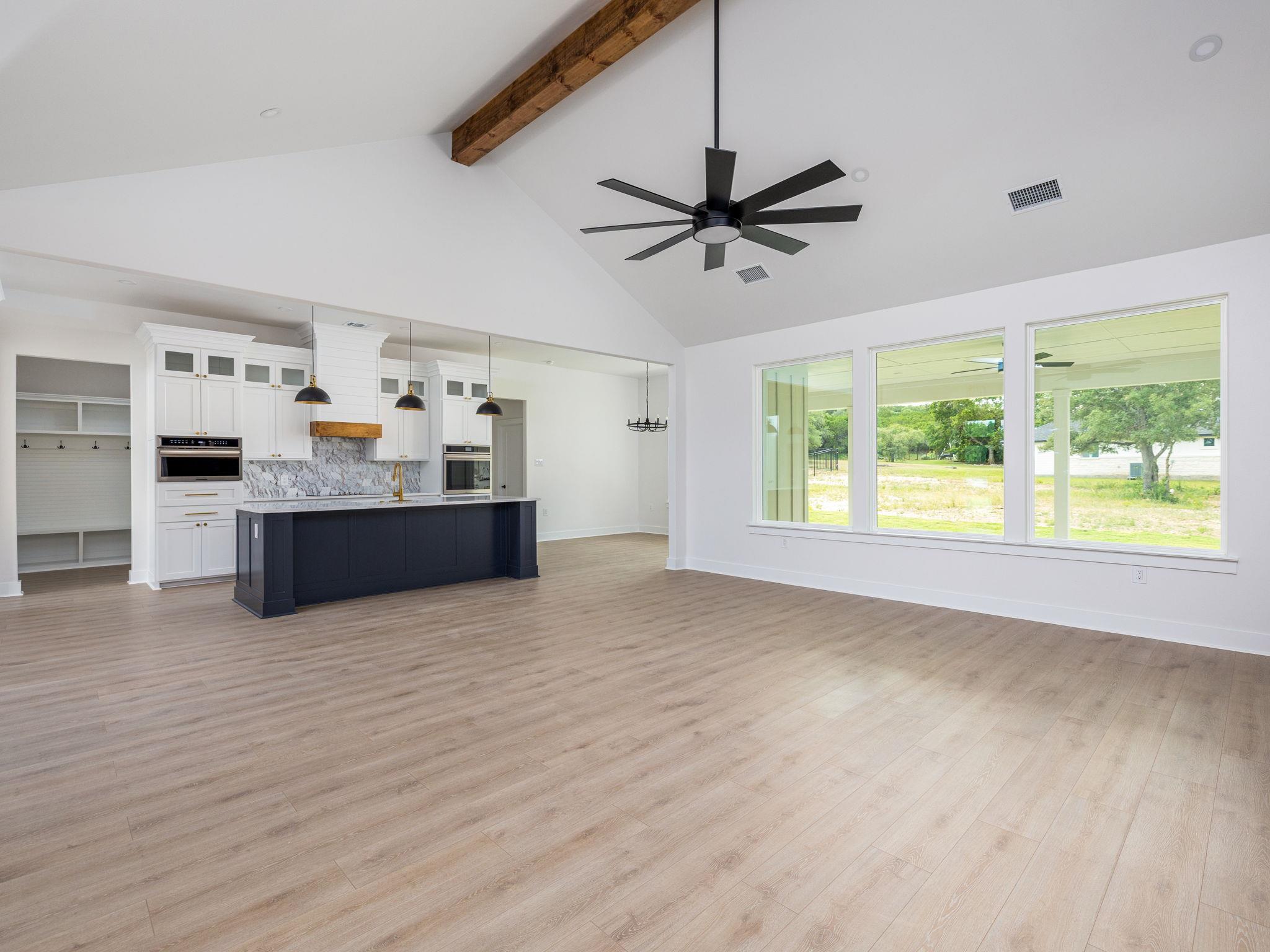 811 County Road 200, Burnet, TX 78611