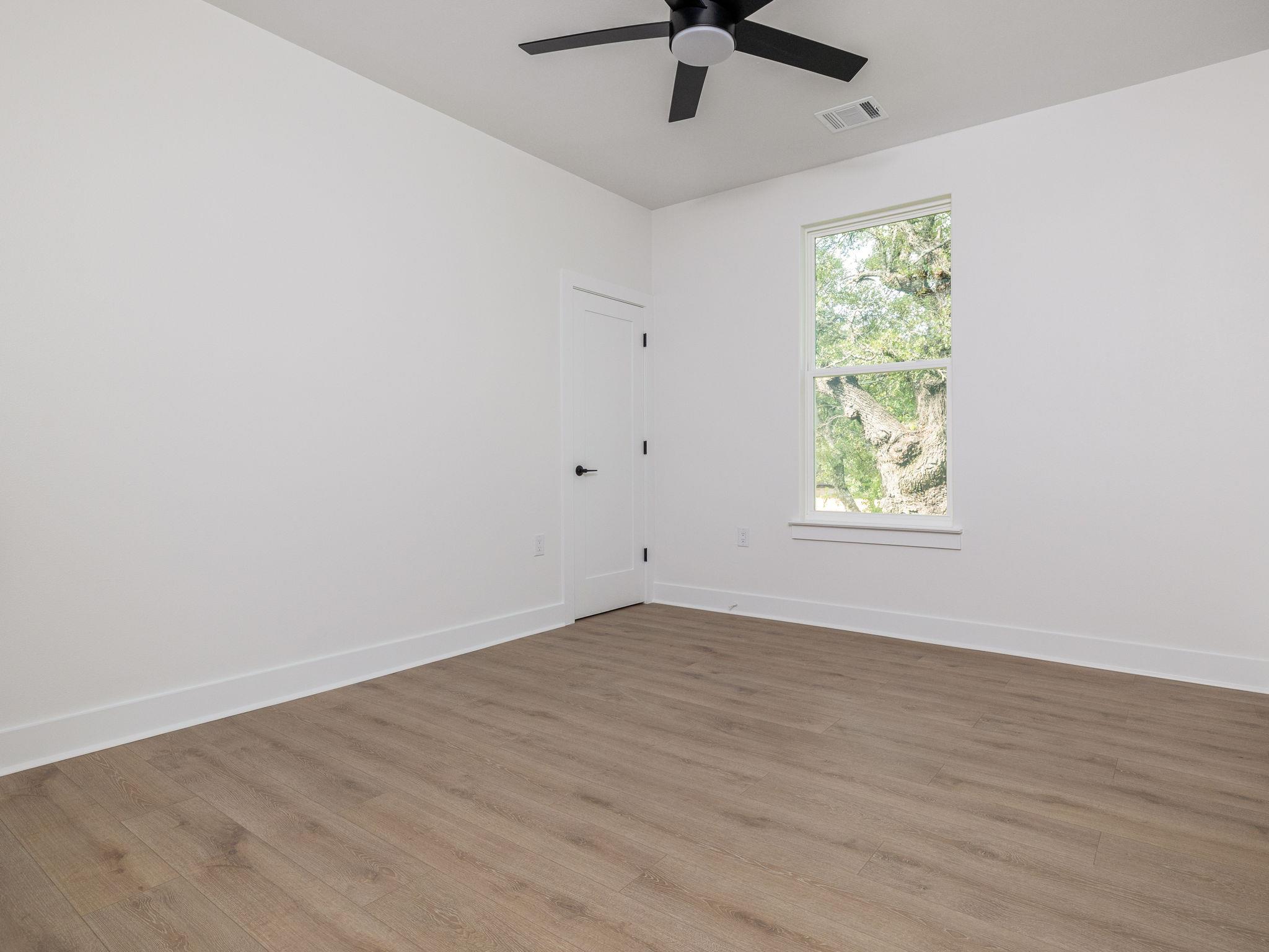 811 County Road 200, Burnet, TX 78611