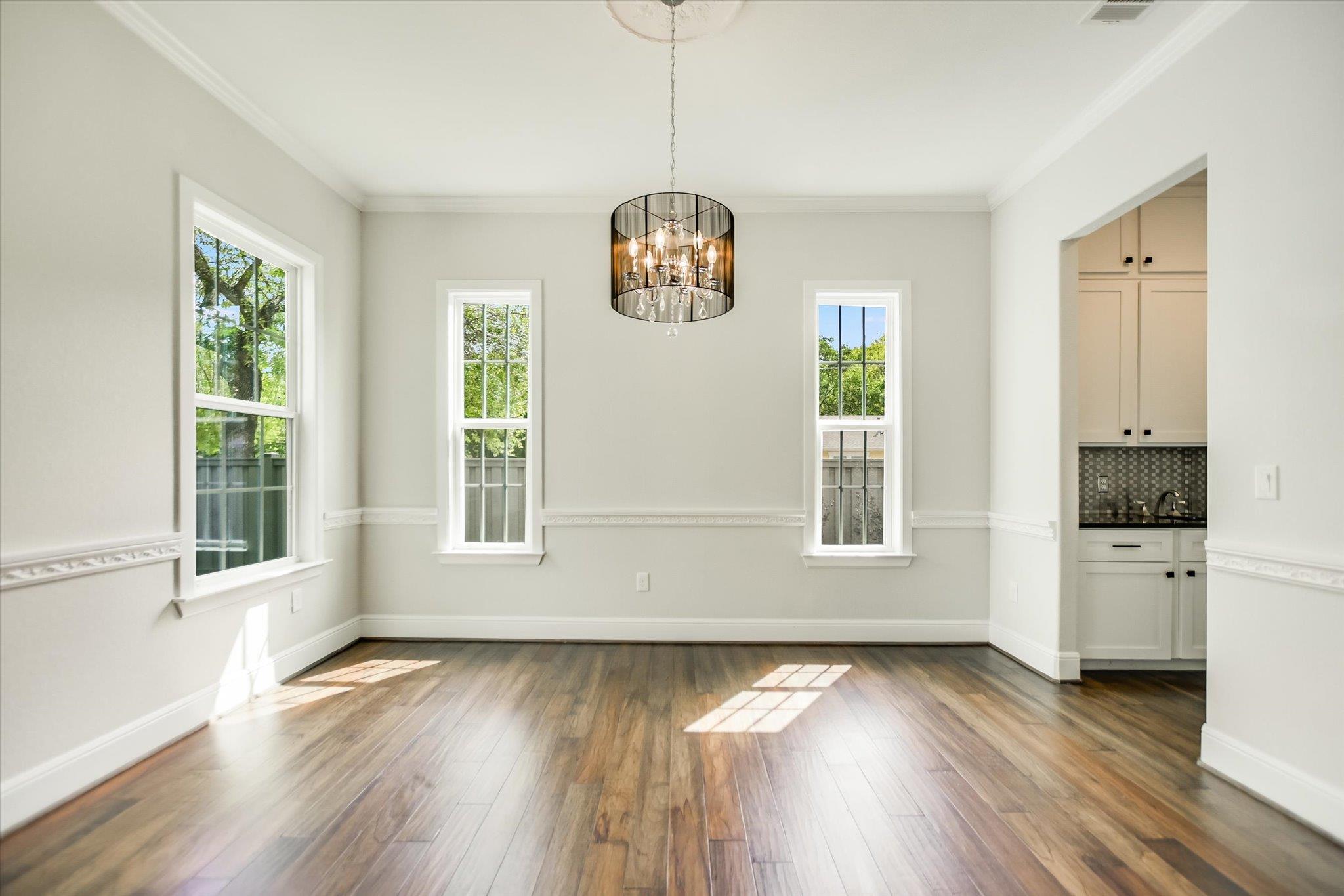 5200 Avenue H, Austin, TX 78751