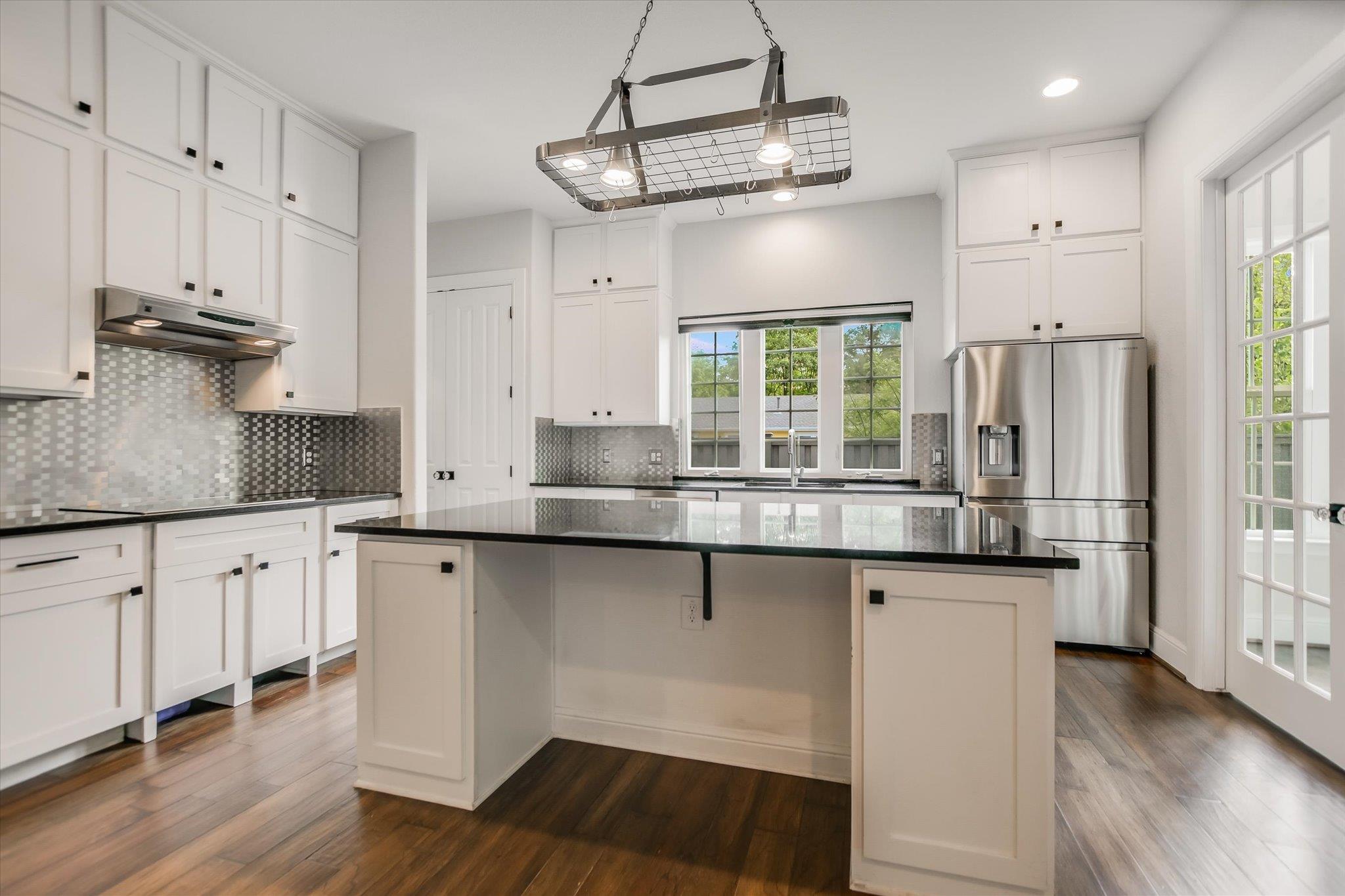 5200 Avenue H, Austin, TX 78751